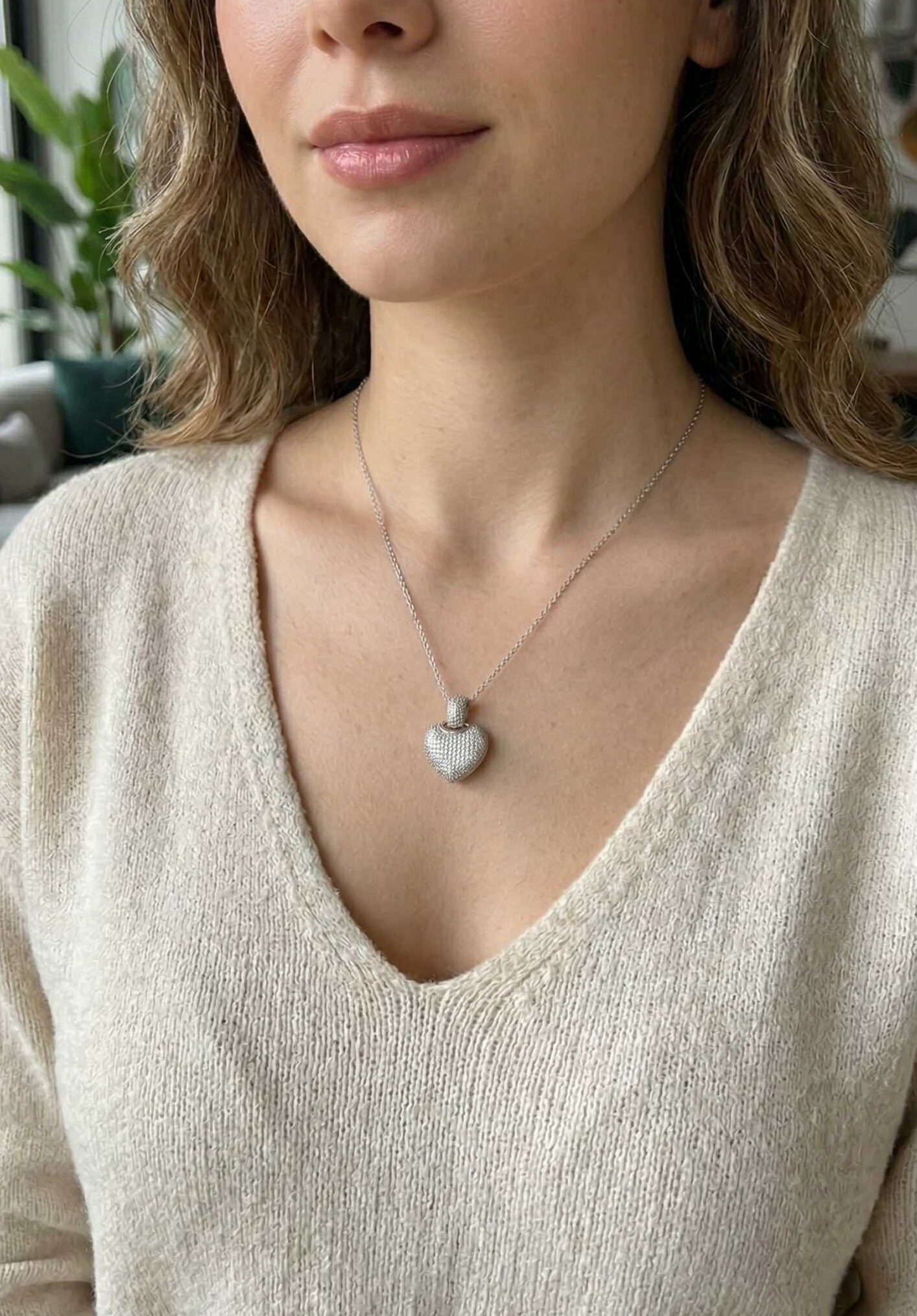 316L Çelik Zincir Gümüş Renk Zirkon Taşlı Kalpli Kadın Kolye - Lisinya 316L Çelik Zincir Gümüş Renk Zirkon Taşlı Kalpli Kadın Kolye - Lisinya