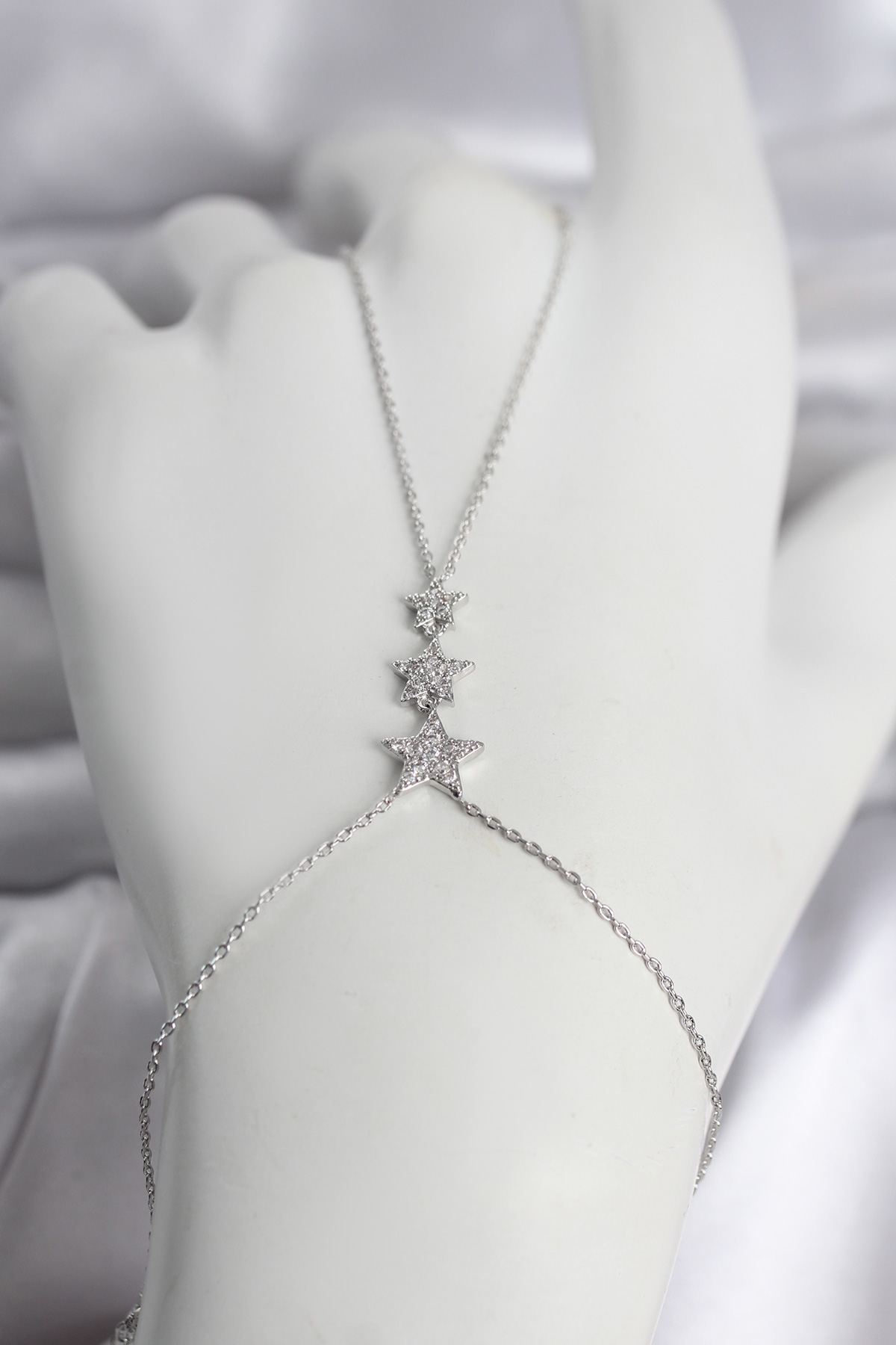 Pirinç Gümüş Renk Sıralı Yıldız Model Kadın Şahmeran - Lisinya