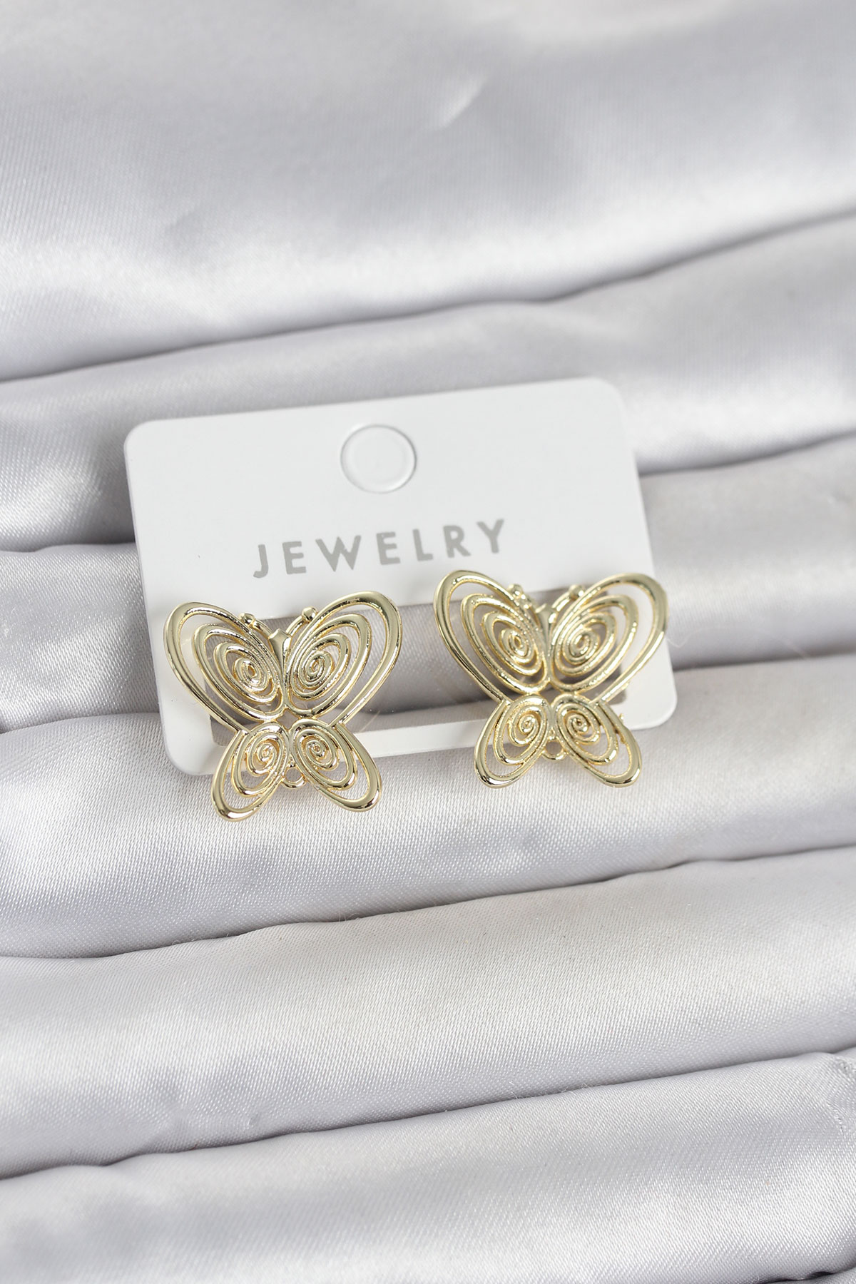 Füsun Küpesi Model Gold Renk Kelebek Model Pirinç Kadın Küpe - Lisinya Füsun Küpesi Model Gold Renk Kelebek Model Pirinç Kadın Küpe - Lisinya