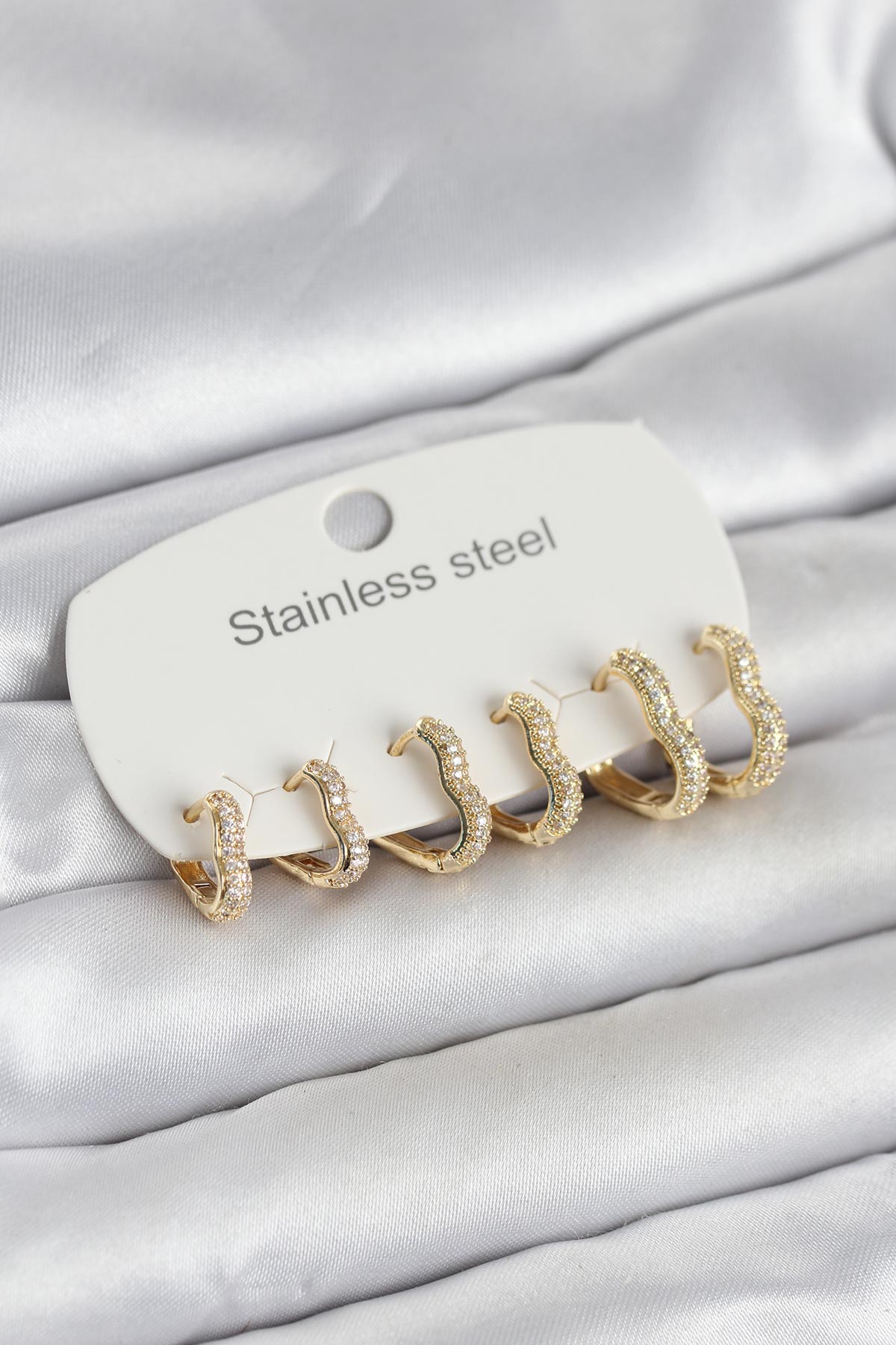 316L Çelik Gold Renk 6'lı Set Kalp Form Kadın Küpe - Lisinya 316L Çelik Gold Renk 6'lı Set Kalp Form Kadın Küpe - Lisinya