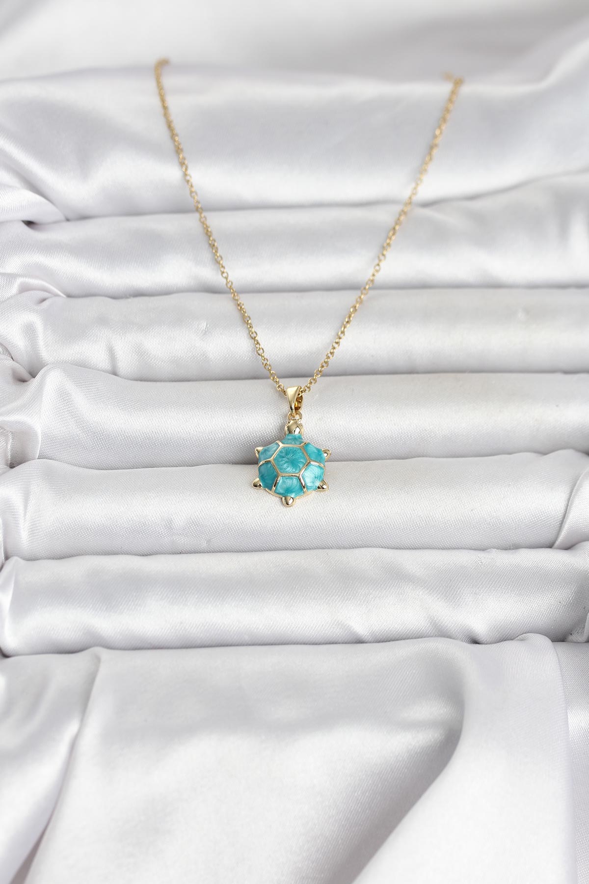 316L Çelik Zincir Gold Renk Kaplumbağa Model Kadın Kolye - Lisinya