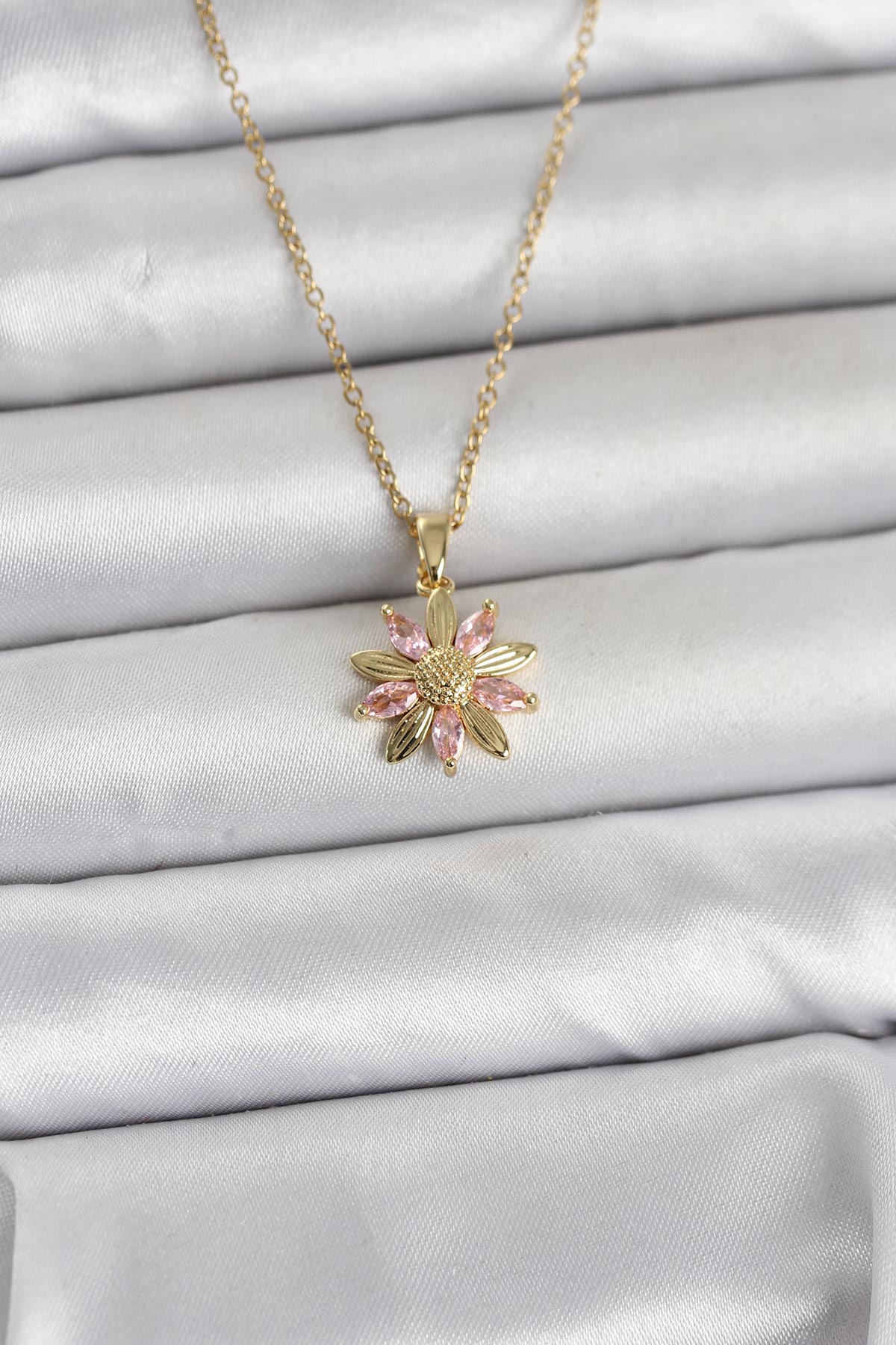 316L Çelik Zincir Gold Renk Pembe Papatya Model Kadın Kolye - Lisinya