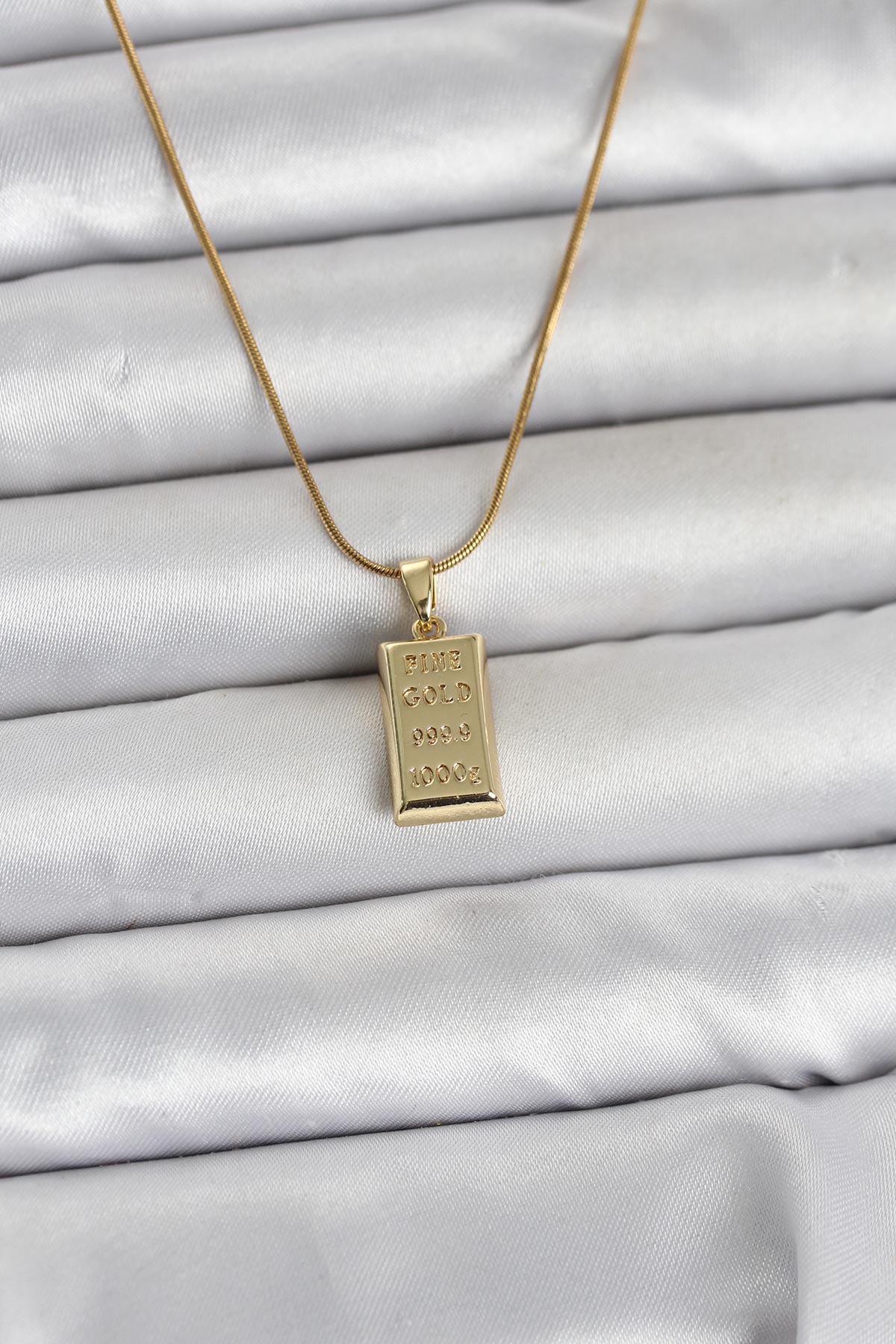 316L Çelik Zincir Gold Renk Külçe Altın Model Kadın Kolye - Lisinya