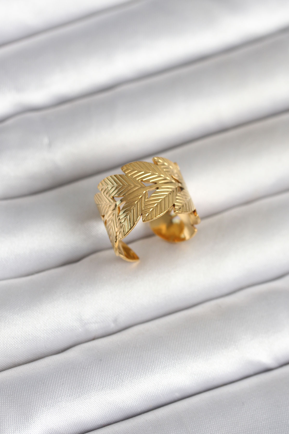 316L Çelik Gold Renk Başak Modeli Kadın Yüzük - Lisinya 316L Çelik Gold Renk Başak Modeli Kadın Yüzük - Lisinya