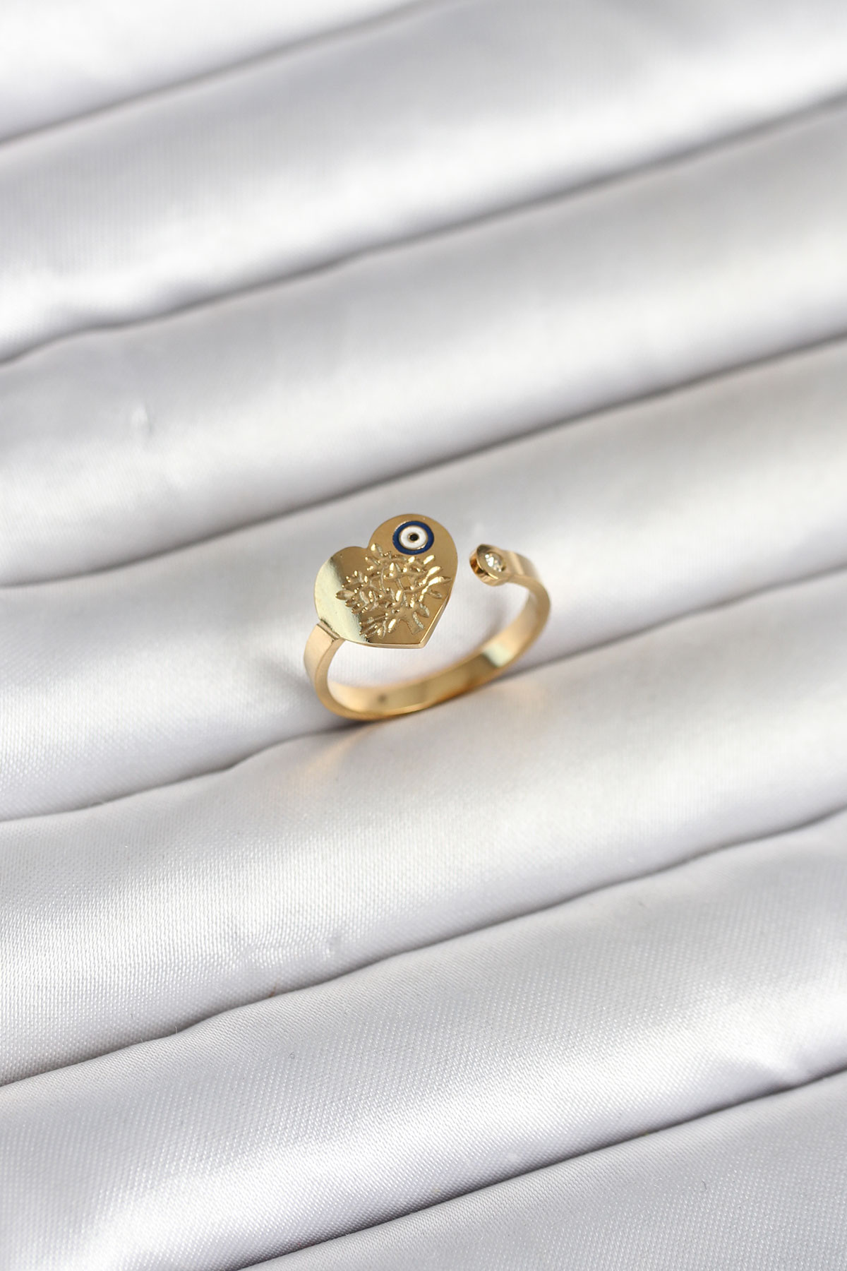 316L Çelik Gold Renk Nazar Detaylı Kalp Model Kadın Yüzük - Lisinya 316L Çelik Gold Renk Nazar Detaylı Kalp Model Kadın Yüzük - Lisinya