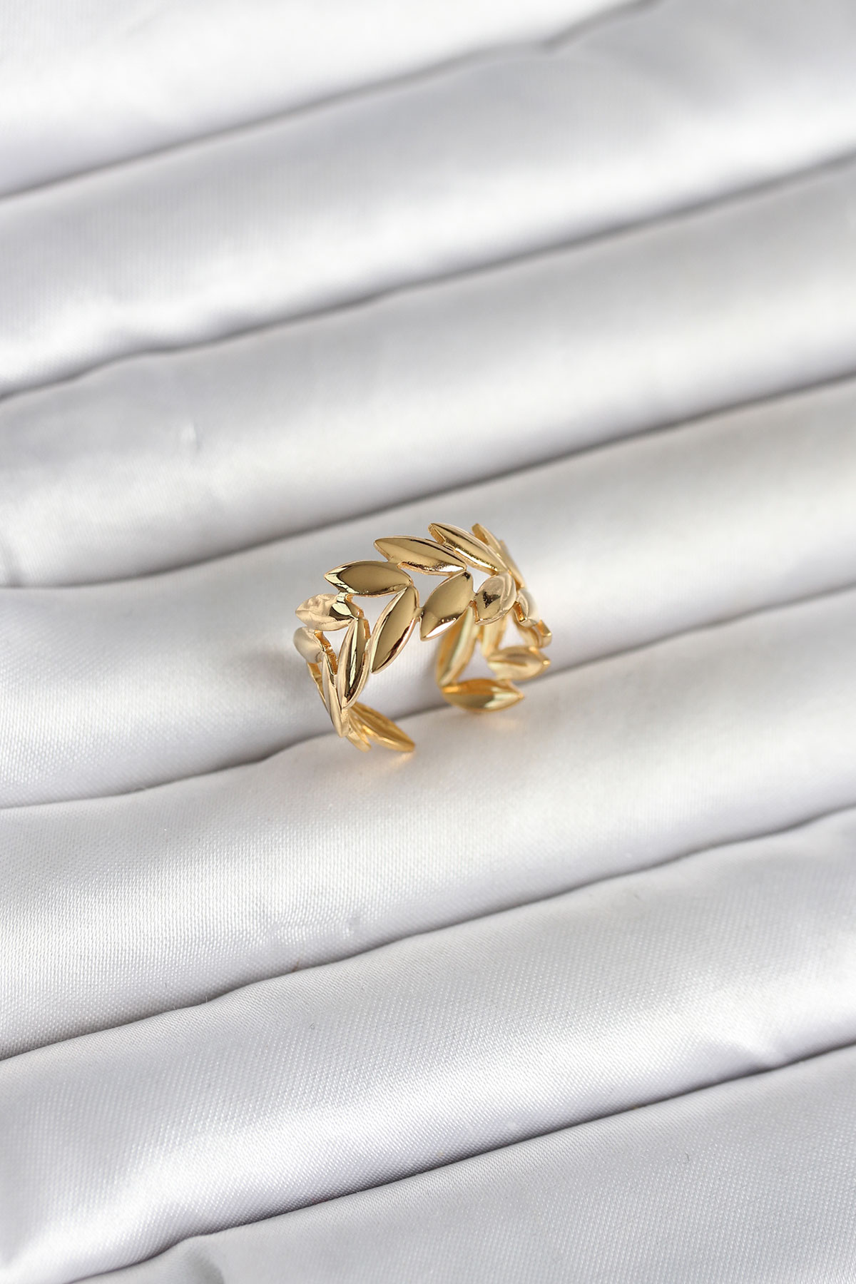 316L Çelik Gold Renk Başak Figür Kadın Yüzük - Lisinya 316L Çelik Gold Renk Başak Figür Kadın Yüzük - Lisinya