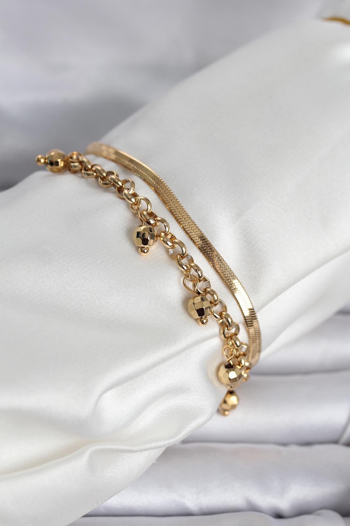 316L Çelik Gold Renk Dorika ve İtalyan Zincirli Model Kadın Bileklik - Lisinya 316L Çelik Gold Renk Dorika ve İtalyan Zincirli Model Kadın Bileklik - Lisinya