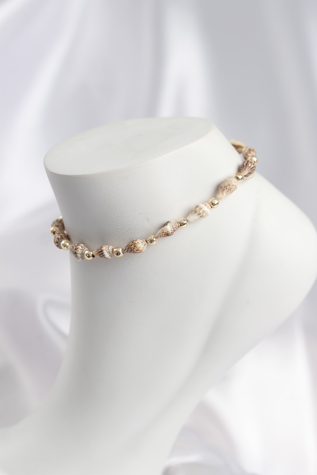 Koyu Renk Doğal Deniz Kabuğu Model Halhal - Lisinya