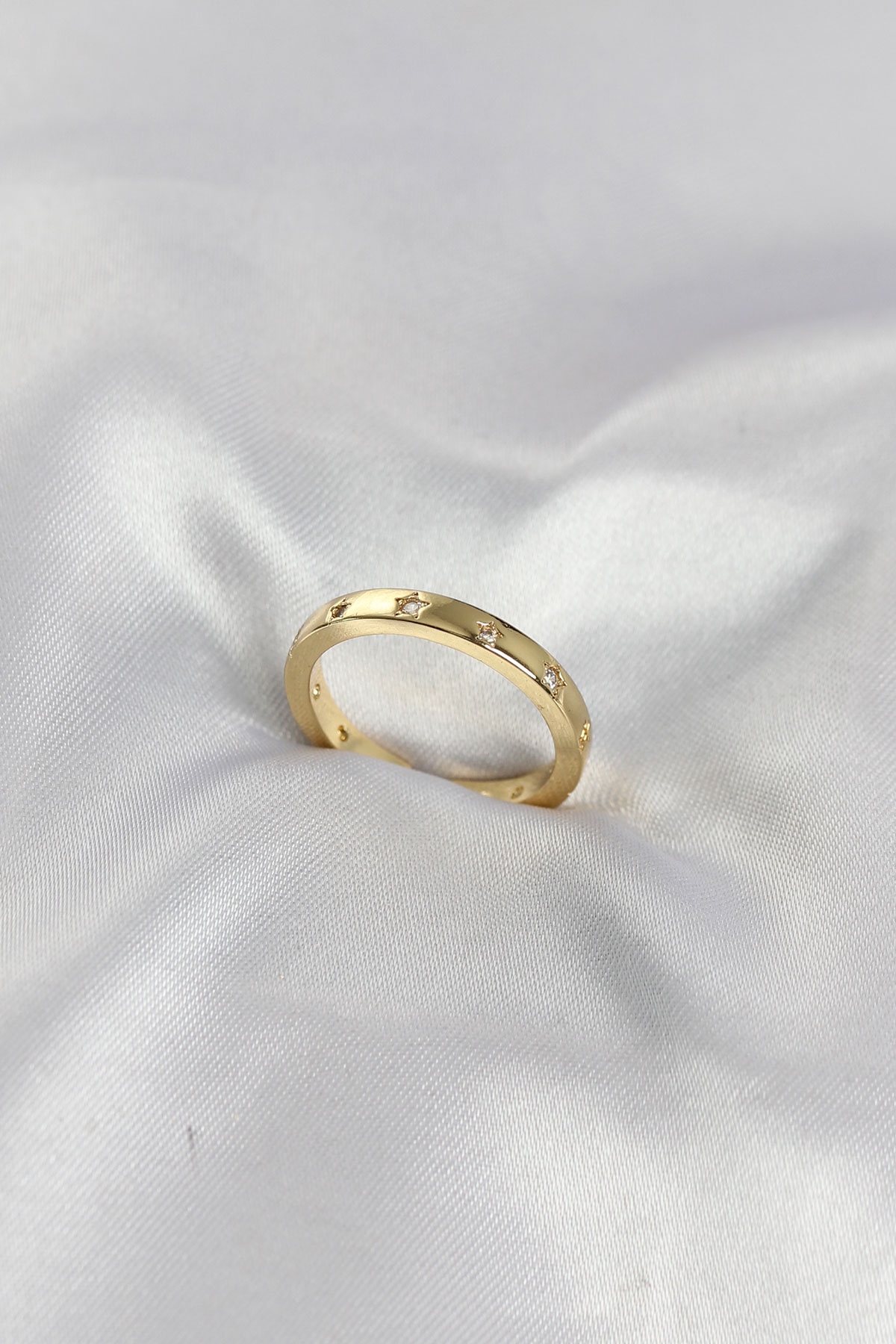 Pirinç Gold Renk Yıldız Detaylı Alyans Model Kadın Yüzük - Lisinya Pirinç Gold Renk Yıldız Detaylı Alyans Model Kadın Yüzük - Lisinya