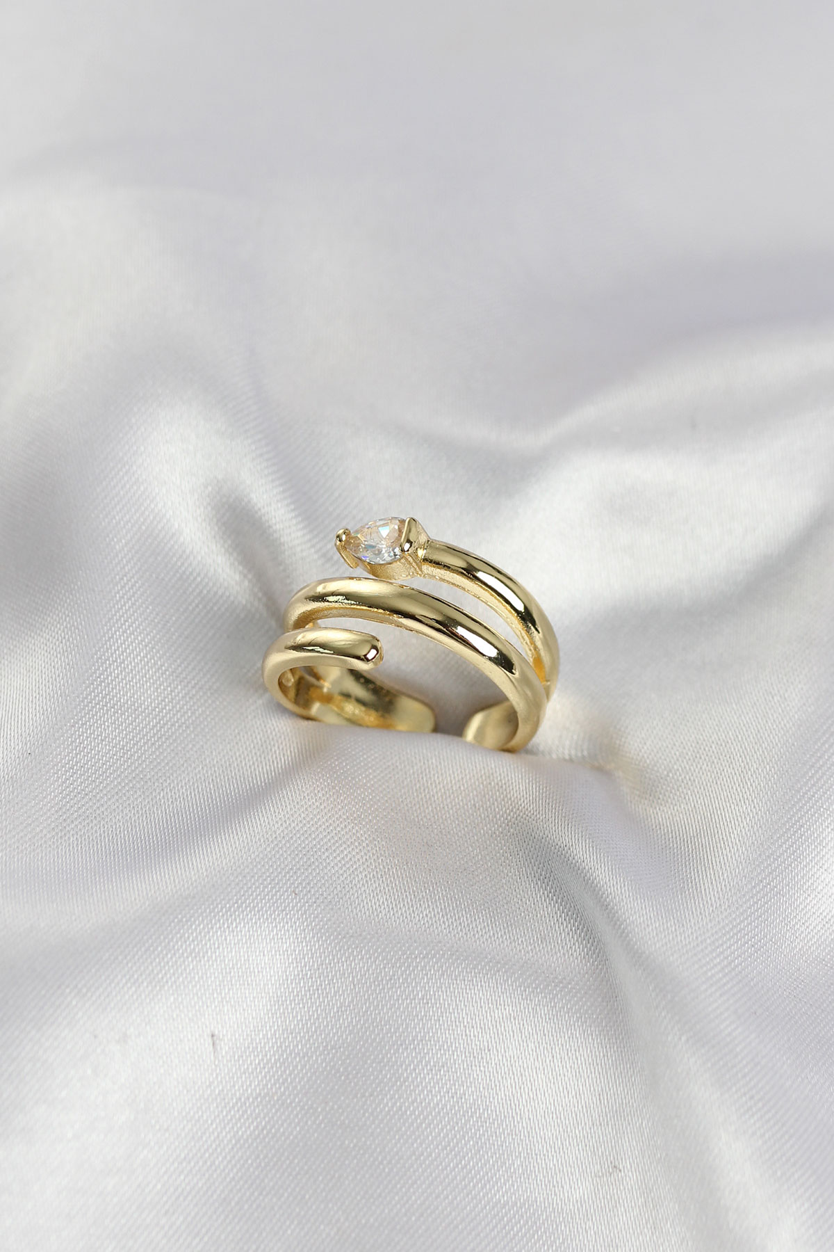 Pirinç Gold Renk Sarmal Yılan Model Kadın Yüzük - Lisinya Pirinç Gold Renk Sarmal Yılan Model Kadın Yüzük - Lisinya