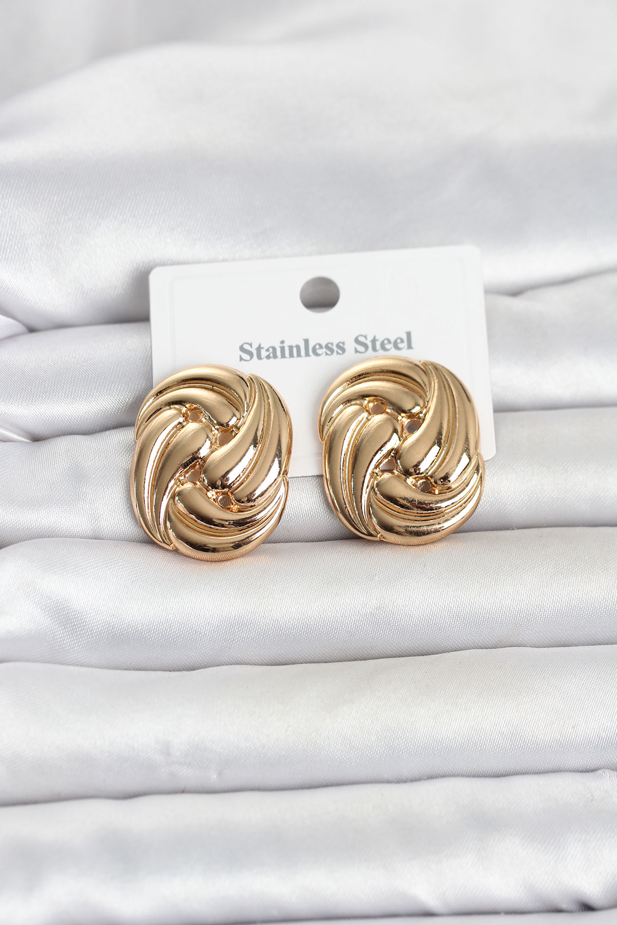 316L Çelik Gold Renk Motif Desen Model Kadın Küpe - Lisinya 316L Çelik Gold Renk Motif Desen Model Kadın Küpe - Lisinya