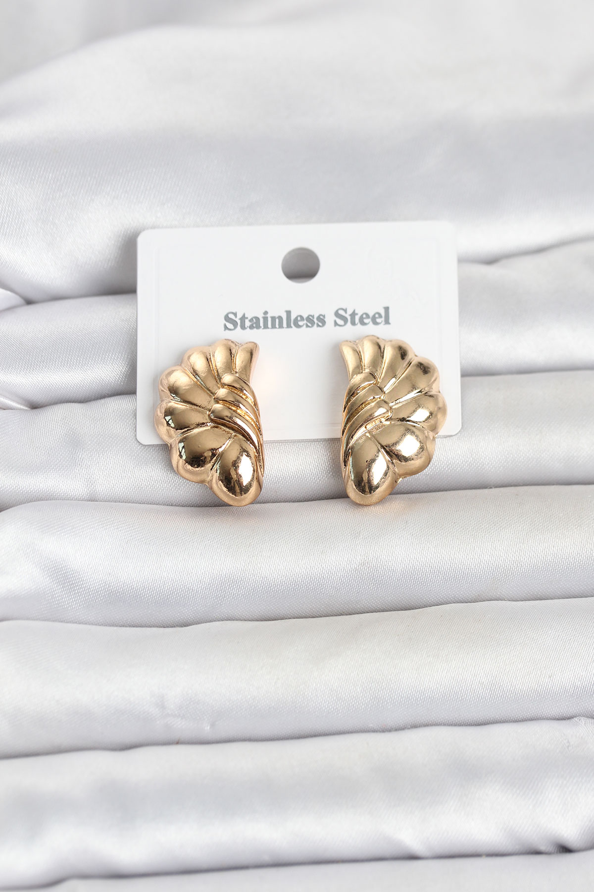316L Çelik Gold Renk Vintage Model Kadın Küpe - Lisinya 316L Çelik Gold Renk Vintage Model Kadın Küpe - Lisinya