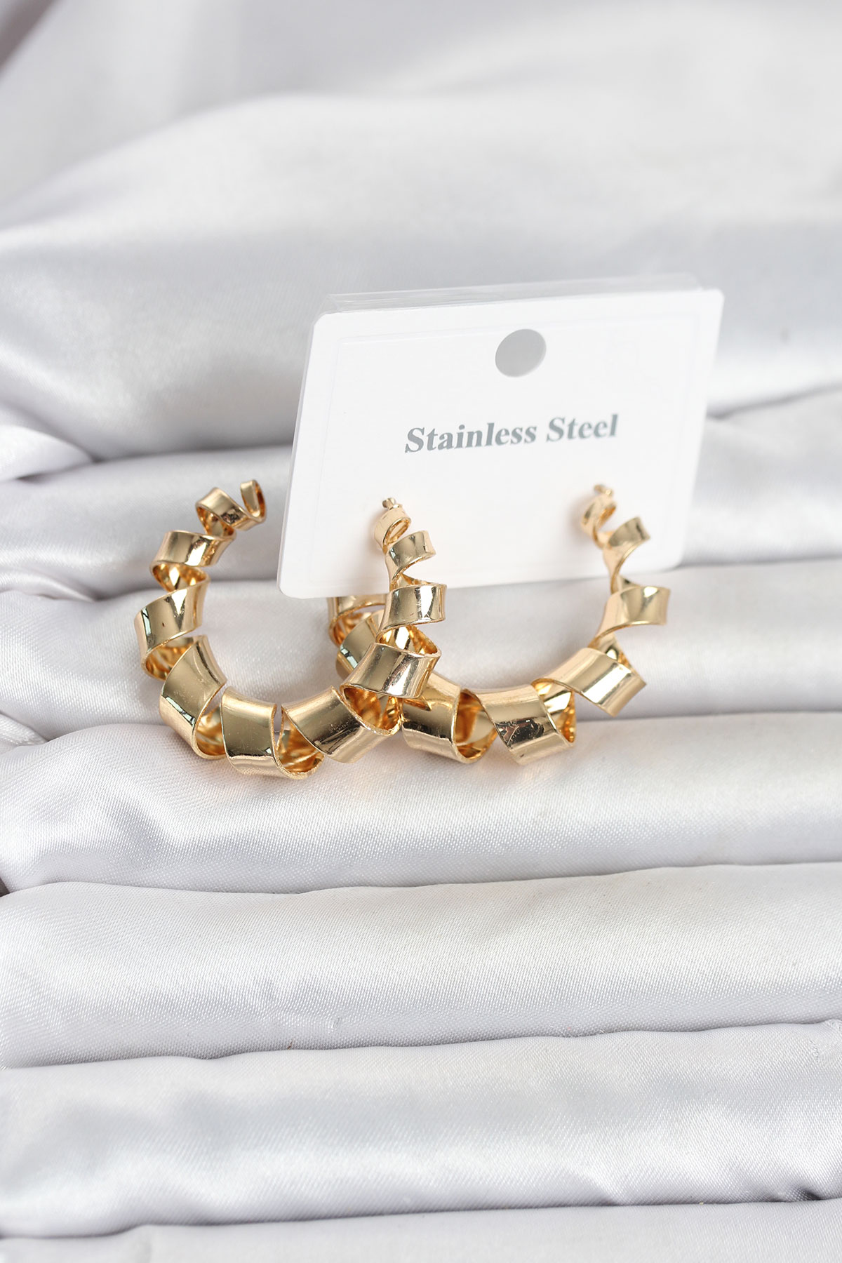 316L Çelik Gold Renk Spiral Halka Kadın Küpe - Lisinya 316L Çelik Gold Renk Spiral Halka Kadın Küpe - Lisinya
