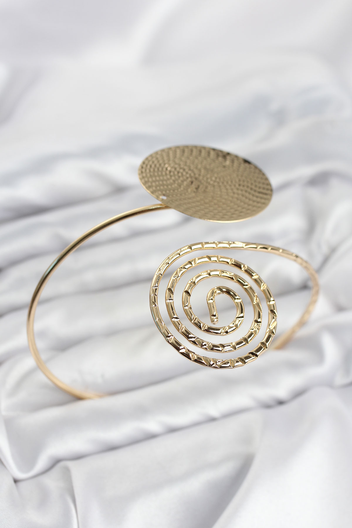 Pazu Bileklik Gold Renk Pirinç Bohem Tarz Model - Lisinya Pazu Bileklik Gold Renk Pirinç Bohem Tarz Model - Lisinya