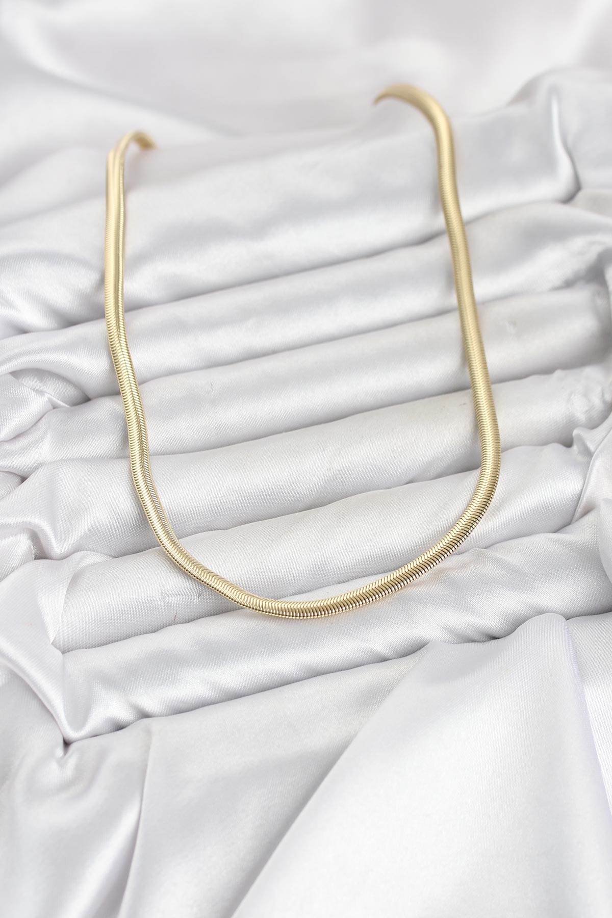 CM Yassı Yılan Zincir Model 60 cm Kadın Kolye - Lisinya CM Yassı Yılan Zincir Model 60 cm Kadın Kolye - Lisinya