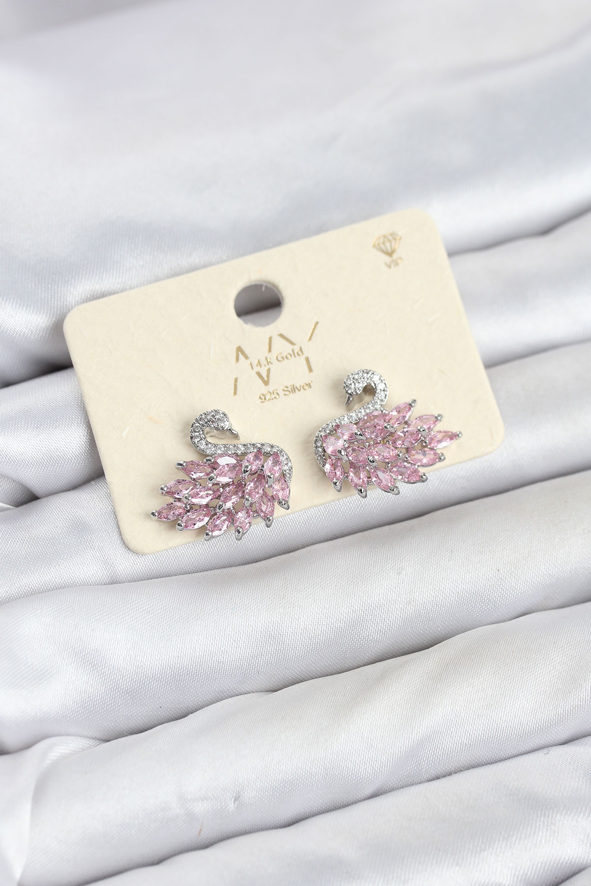 Pembe Zirkon Taşlı Gümüş Swan Kuğu Model Kadın Küpe - Lisinya Pembe Zirkon Taşlı Gümüş Swan Kuğu Model Kadın Küpe - Lisinya