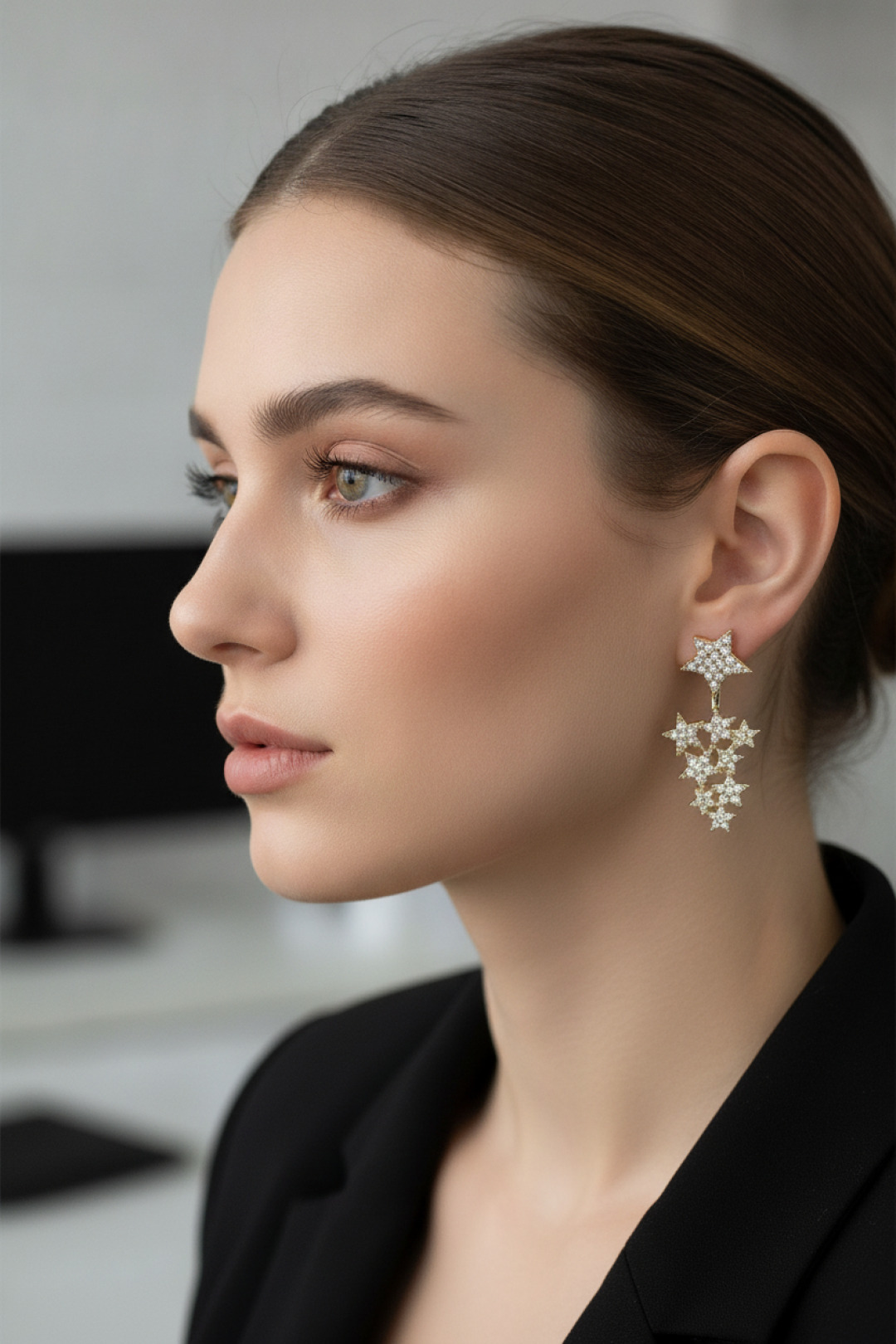 Yıldız Model Gold Renk Zirkon Taşlı Küpe - Lisinya