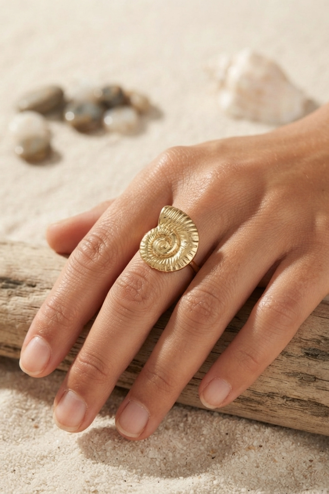 Nautilus Tasarım Gold Renk Kadın Yüzük - Lisinya