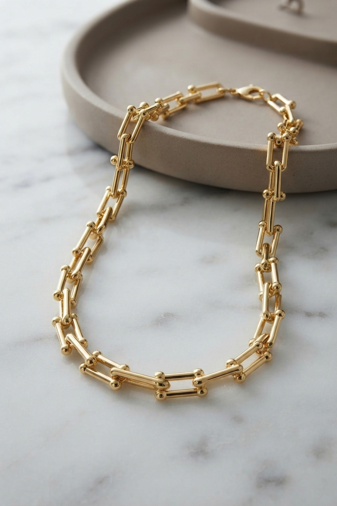 Gold Renk Pirinç Tifani Model Kadın Kolye - Lisinya Gold Renk Pirinç Tifani Model Kadın Kolye - Lisinya