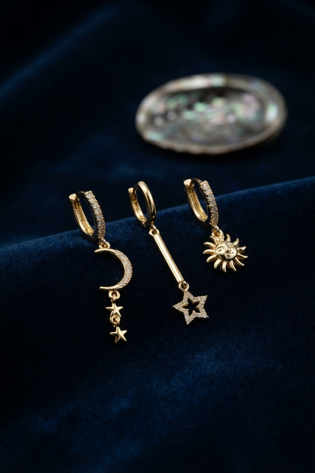 3 lü Set Ay Yıldız ve Güneş Model Gold Renk Kadın Küpe - Lisinya 3 lü Set Ay Yıldız ve Güneş Model Gold Renk Kadın Küpe - Lisinya