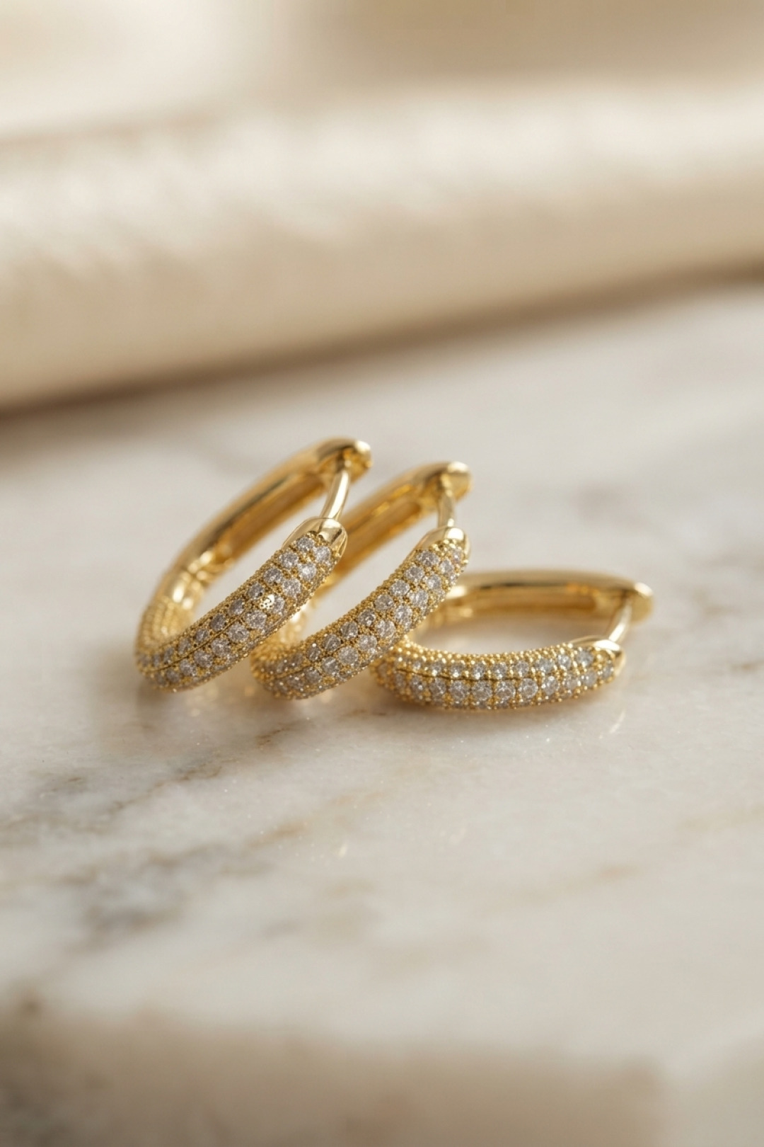 3 lü Set Gold Renk Zirkon Taşlı Kare Halka Küpe - Lisinya 3 lü Set Gold Renk Zirkon Taşlı Kare Halka Küpe - Lisinya