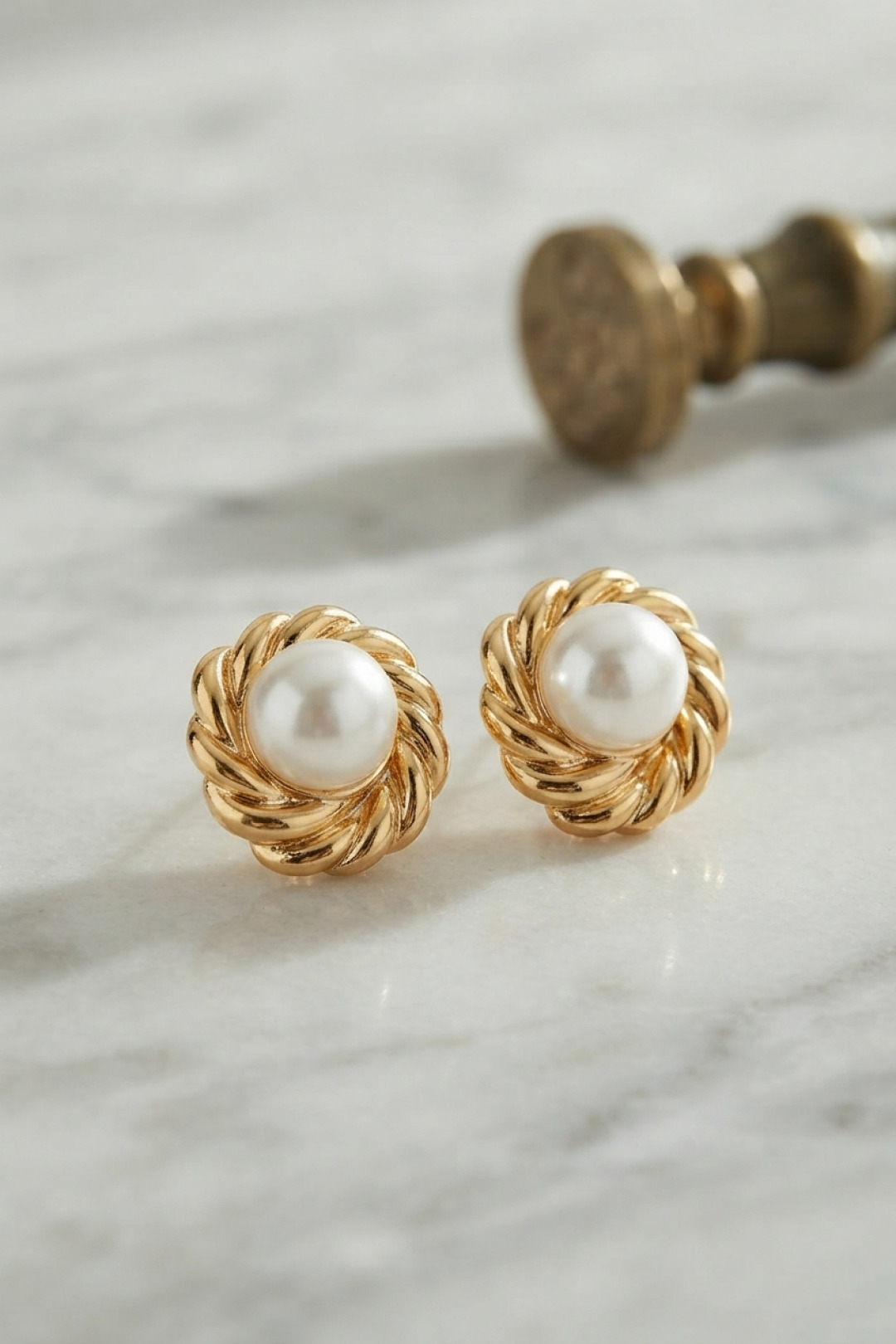 316L Çelik Gold Renk İncili Model Kadın Küpe - Lisinya 316L Çelik Gold Renk İncili Model Kadın Küpe - Lisinya