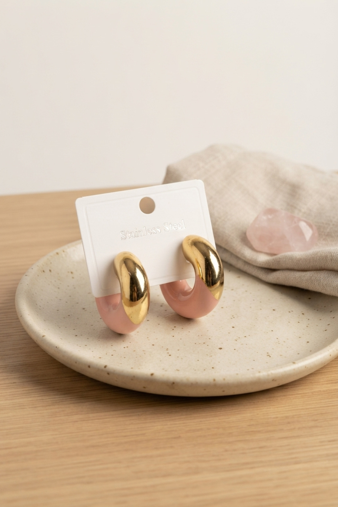 316L Çelik Gold Renk Pembe Halka Model Kadın Küpe - Lisinya 316L Çelik Gold Renk Pembe Halka Model Kadın Küpe - Lisinya