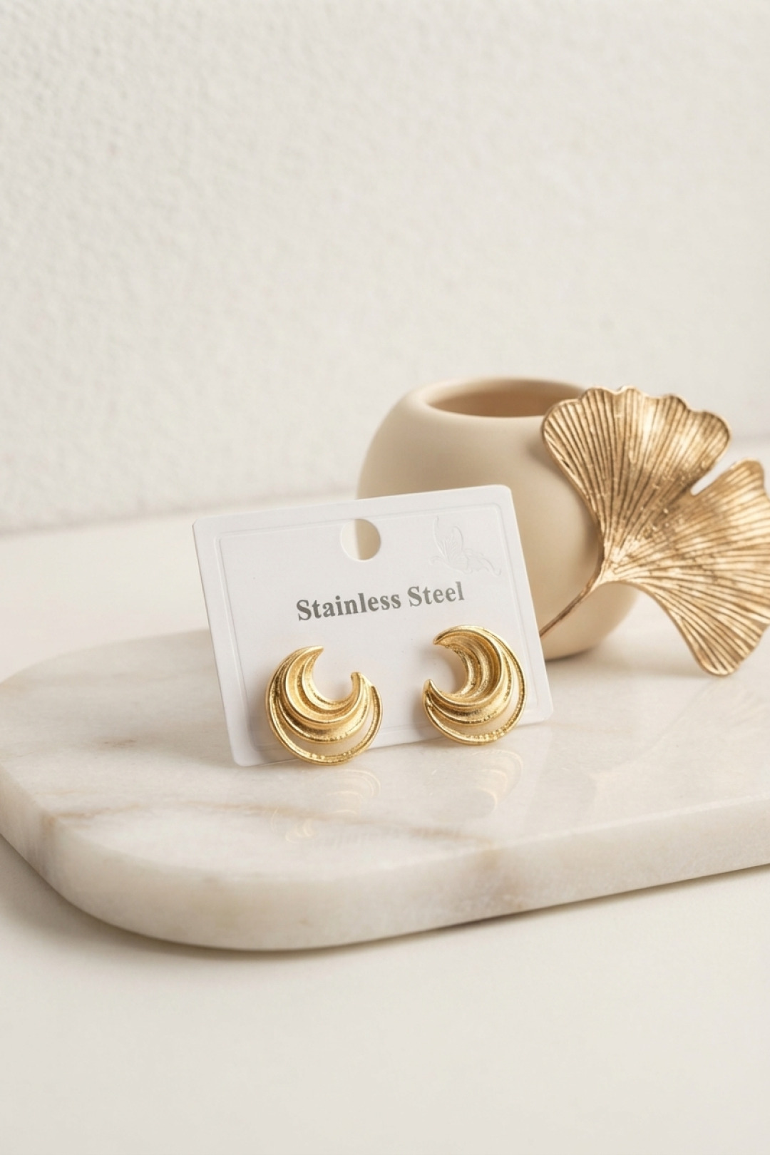 316L Çelik Gold Renk Ay Model Kadın Küpe - Lisinya 316L Çelik Gold Renk Ay Model Kadın Küpe - Lisinya