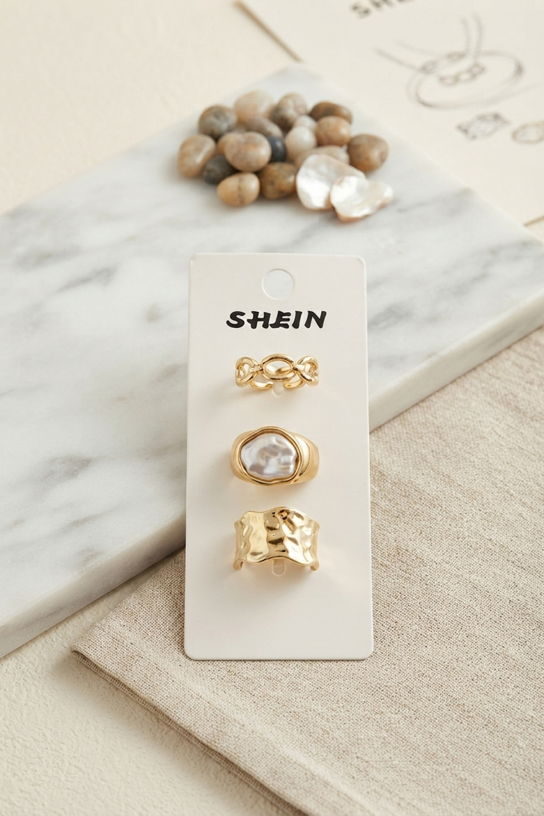 Gold Renk Pirinç 3'lü Vintage Kadın Yüzük Kombini BYK4288 - Lisinya Gold Renk Pirinç 3'lü Vintage Kadın Yüzük Kombini BYK4288 - Lisinya