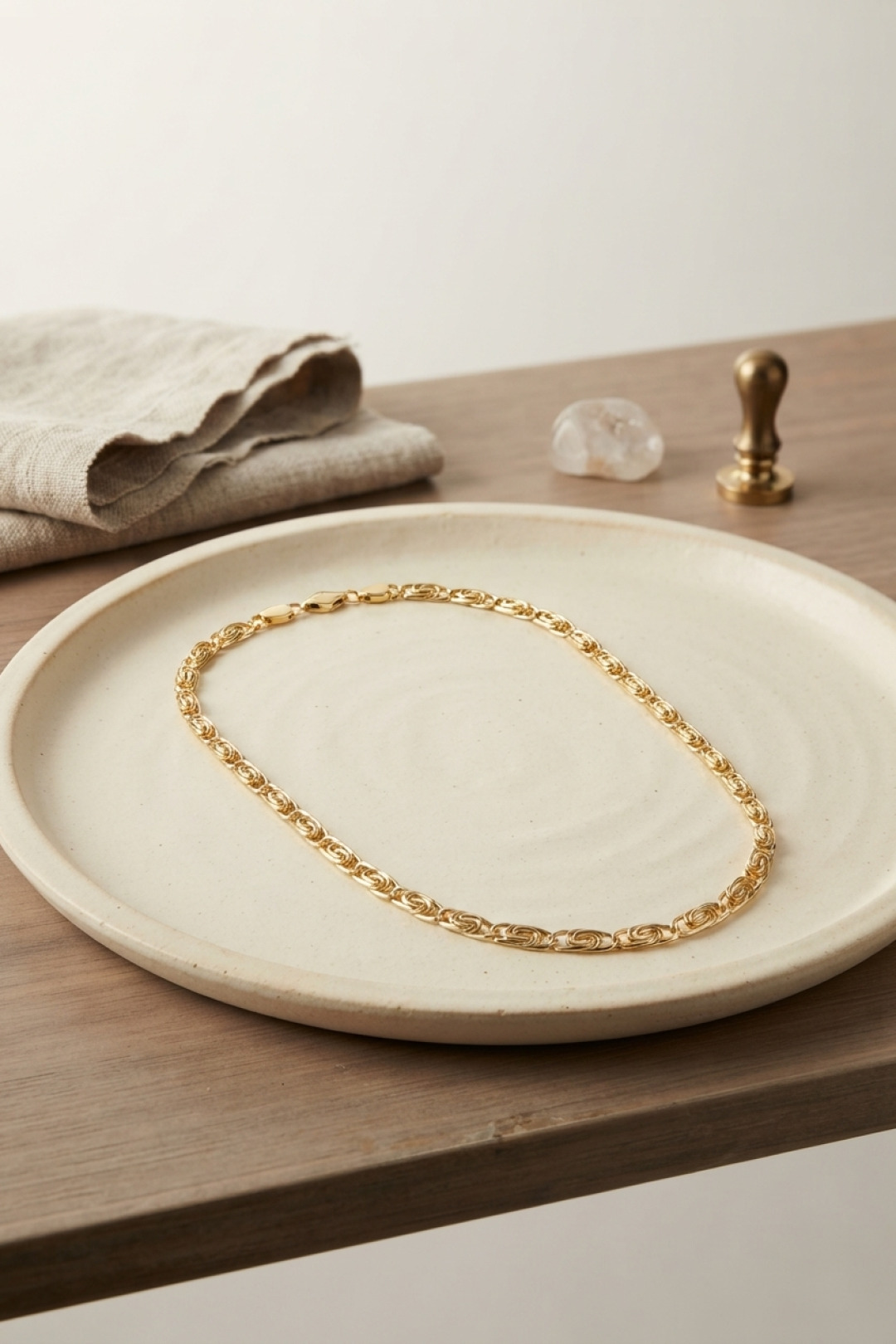 CM Yay Model Gold Renk 50 cm Kadın Kolye - Lisinya CM Yay Model Gold Renk 50 cm Kadın Kolye - Lisinya