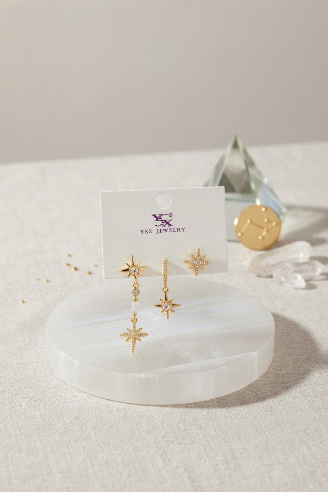 Pirinç Gold Renk Zirkon Taşlı Kutup Yıldızı Model Kadın Küpe Seti - Lisinya Pirinç Gold Renk Zirkon Taşlı Kutup Yıldızı Model Kadın Küpe Seti - Lisinya