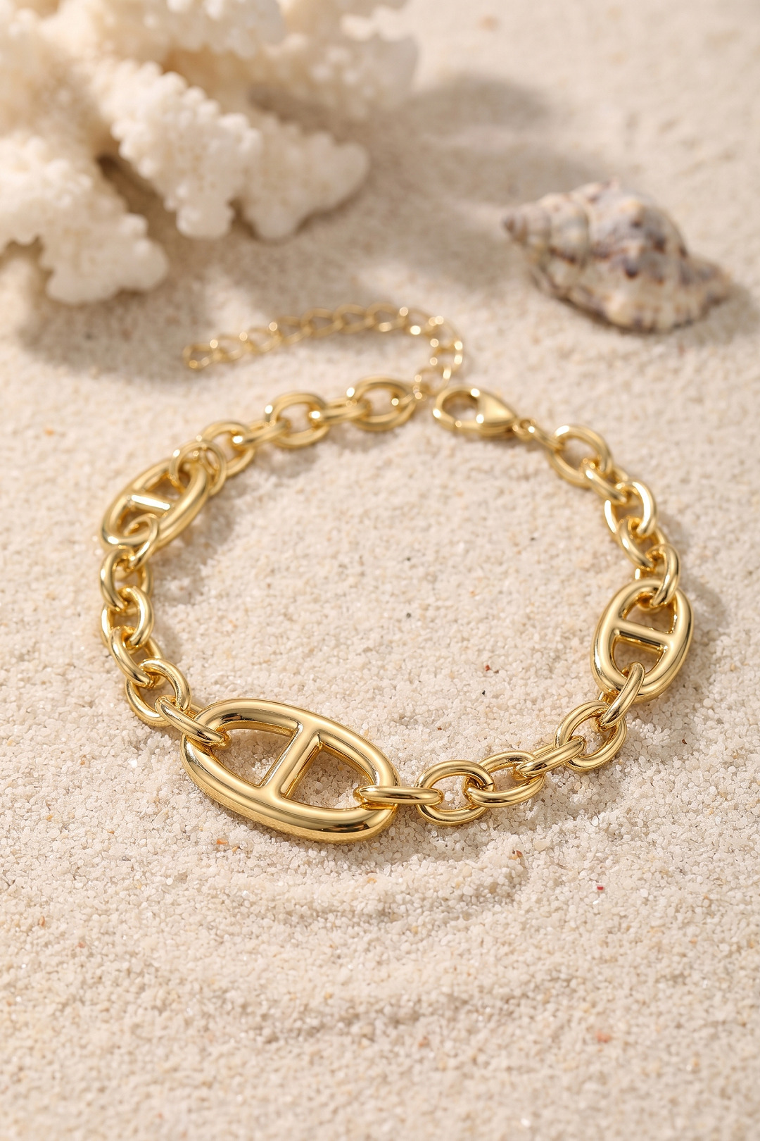 Pirinç Gold Renk Gemici Zincir Model Kadın Bileklik - Lisinya Pirinç Gold Renk Gemici Zincir Model Kadın Bileklik - Lisinya