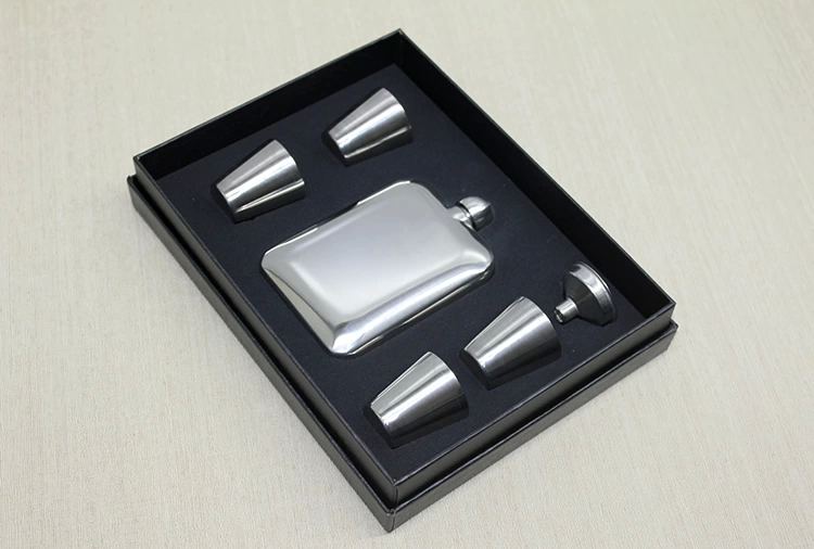 4 Shot Bardaklı Matara Seti Alk3907 - Lisinya