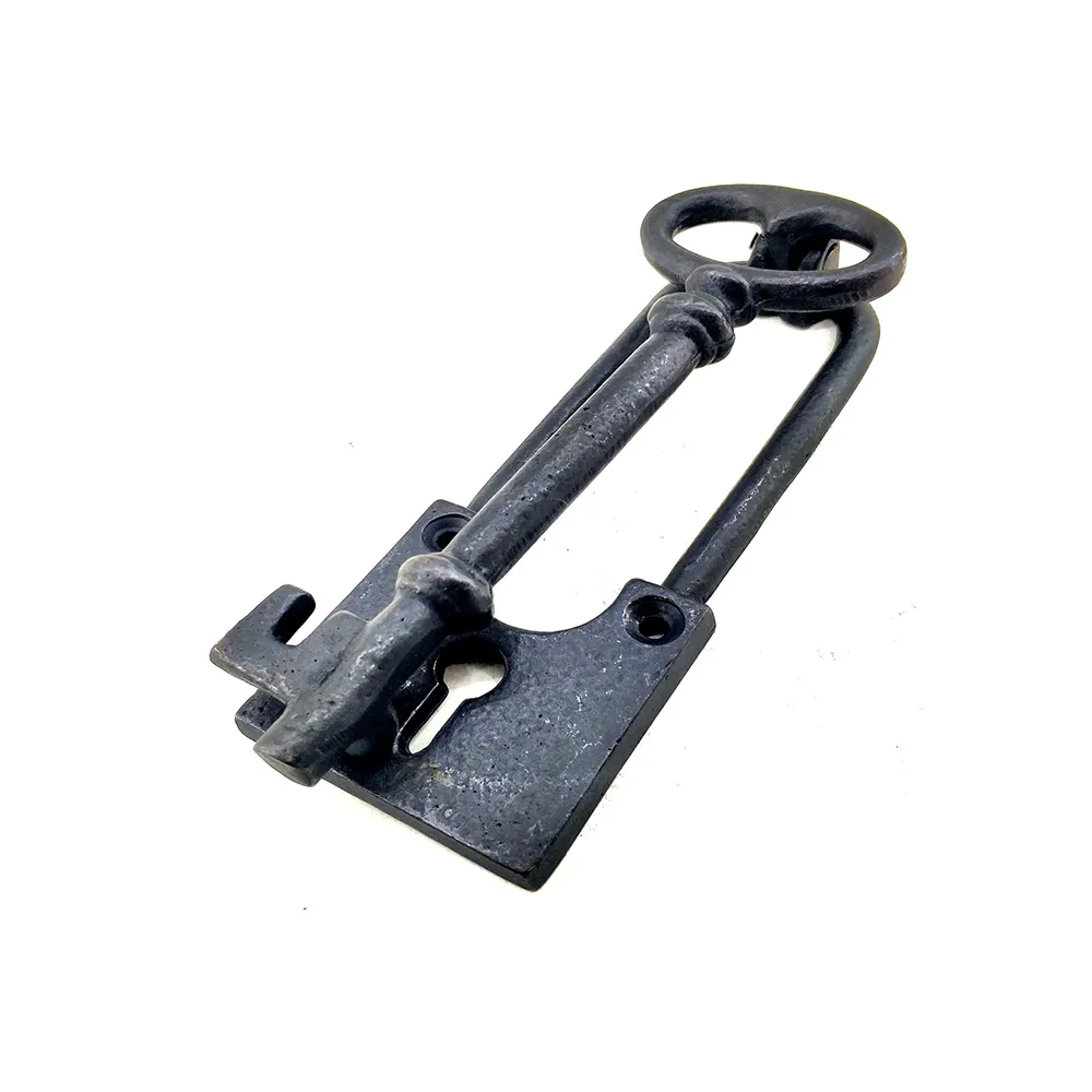 Antika Tarz Dekoratif Pirinç Anahtar Kapı Tokmağı, Taktak - 170x60mm, Oksit - Lisinya Antika Tarz Dekoratif Pirinç Anahtar Kapı Tokmağı, Taktak - 170x60mm, Oksit - Lisinya