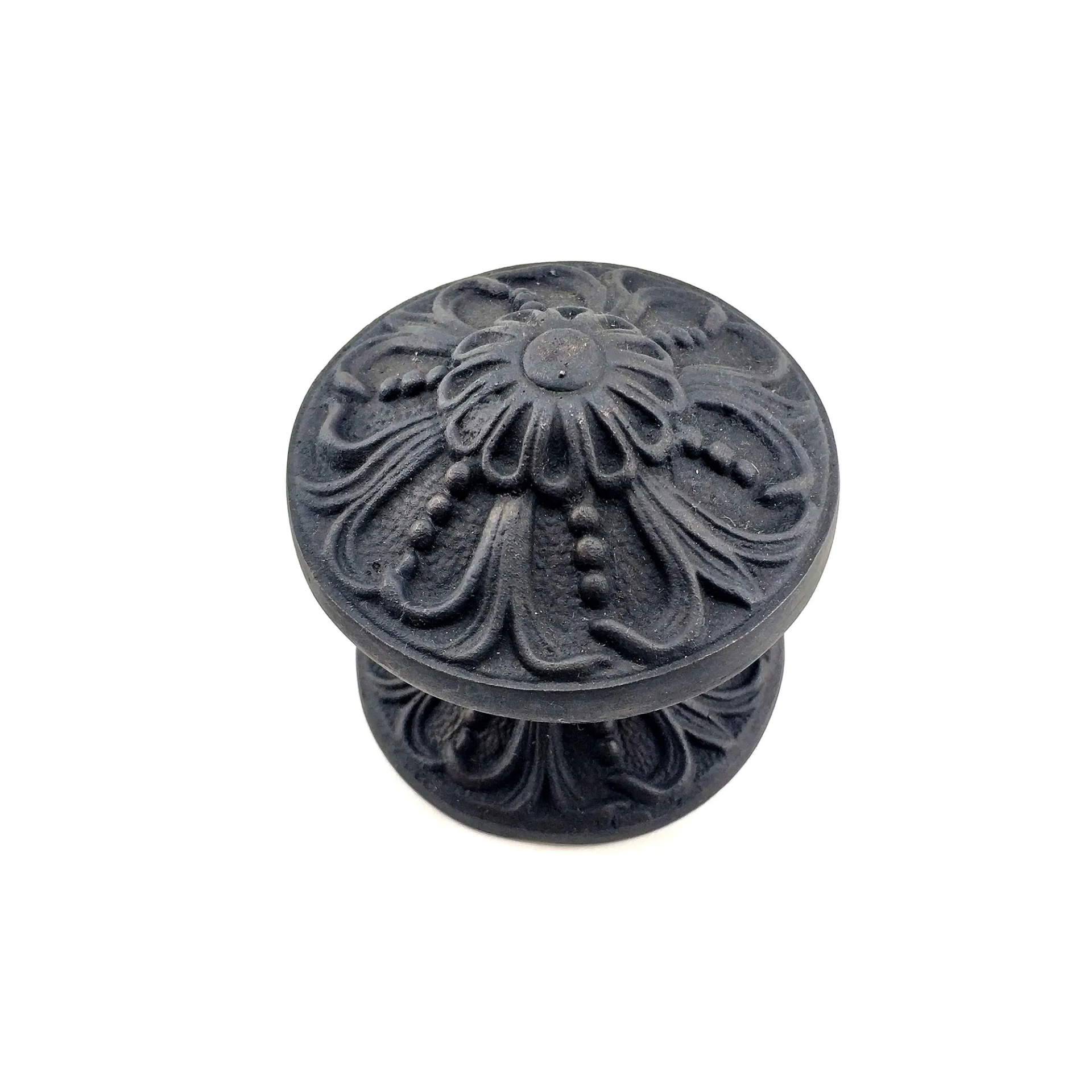 Antika Tarz Dekoratif Pirinç Çiçekli Kapı Tokmağı - 80 Mm Çap, Oksit - Lisinya Antika Tarz Dekoratif Pirinç Çiçekli Kapı Tokmağı - 80 Mm Çap, Oksit - Lisinya