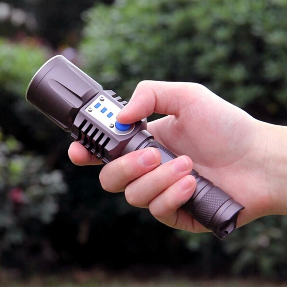 Baretta Brs18 Oto Şarjlı T6 Led 3000 Lümen El Feneri - Lisinya Baretta Brs18 Oto Şarjlı T6 Led 3000 Lümen El Feneri - Lisinya