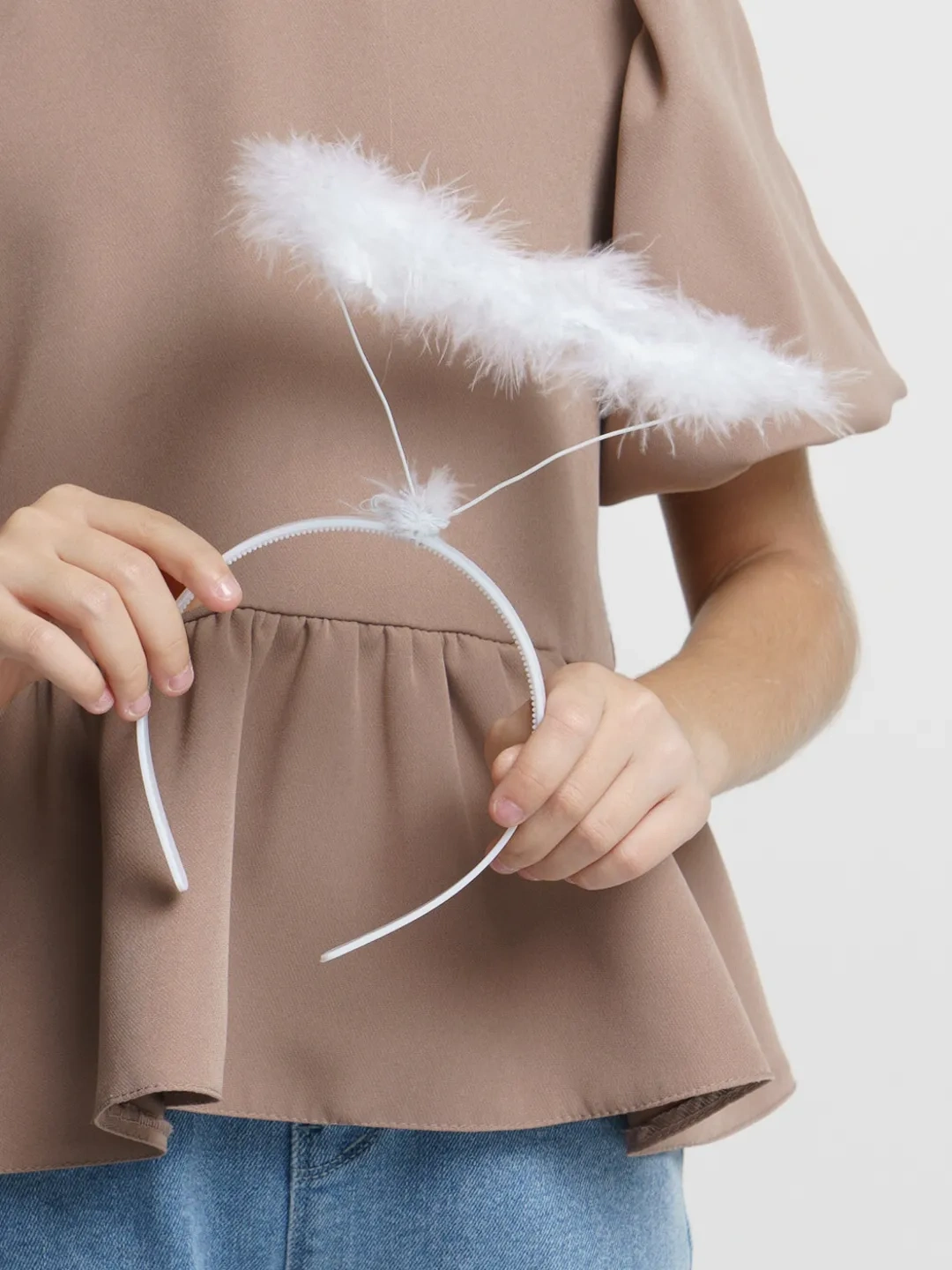 Beyaz Otrişli Tüylü Esnek Yapı Melek Haresi Melek Tacı - Lisinya Beyaz Otrişli Tüylü Esnek Yapı Melek Haresi Melek Tacı - Lisinya