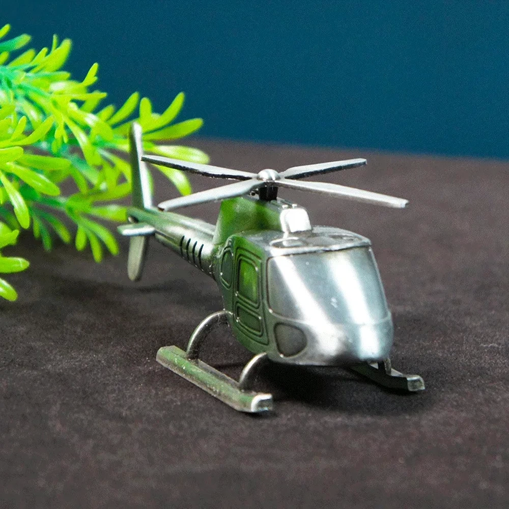 Dekoratif Metal Helikopter - Lisinya Dekoratif Metal Helikopter - Lisinya