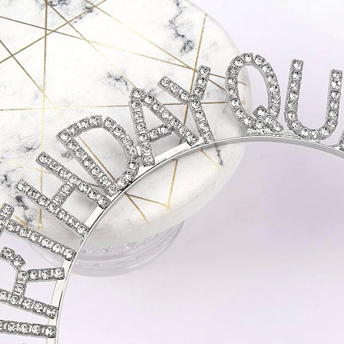 Gümüş Renk Kristal Taşlı Parlak Birthday Queen Yazılı Kraliçe Taç 16x17 Cm - Lisinya Gümüş Renk Kristal Taşlı Parlak Birthday Queen Yazılı Kraliçe Taç 16x17 Cm - Lisinya