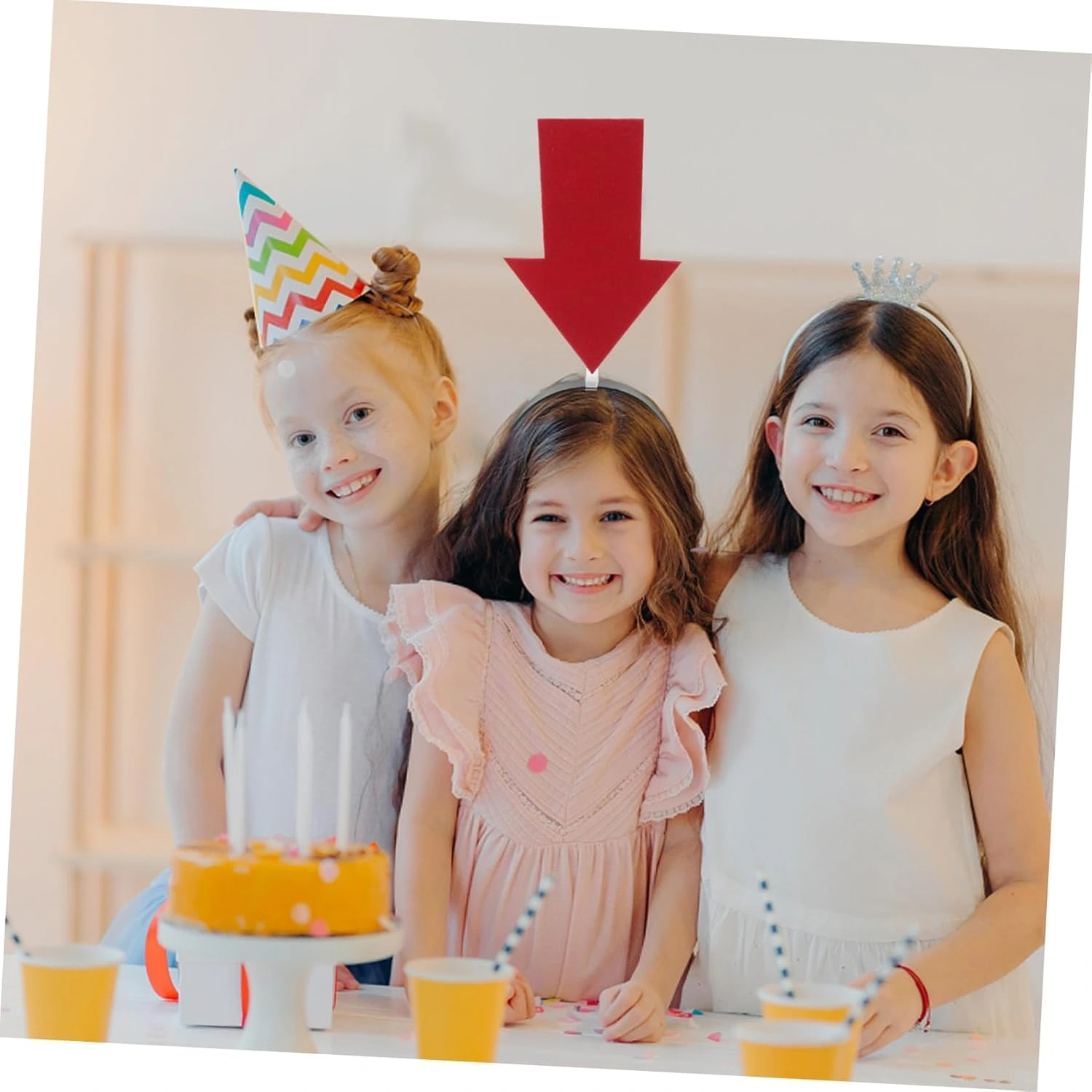 Kişiselleştirilebilir Ok Taç – Üzerine Yazı Yazılabilen Parti Tacı Kırmızı Renk - Lisinya Kişiselleştirilebilir Ok Taç – Üzerine Yazı Yazılabilen Parti Tacı Kırmızı Renk - Lisinya