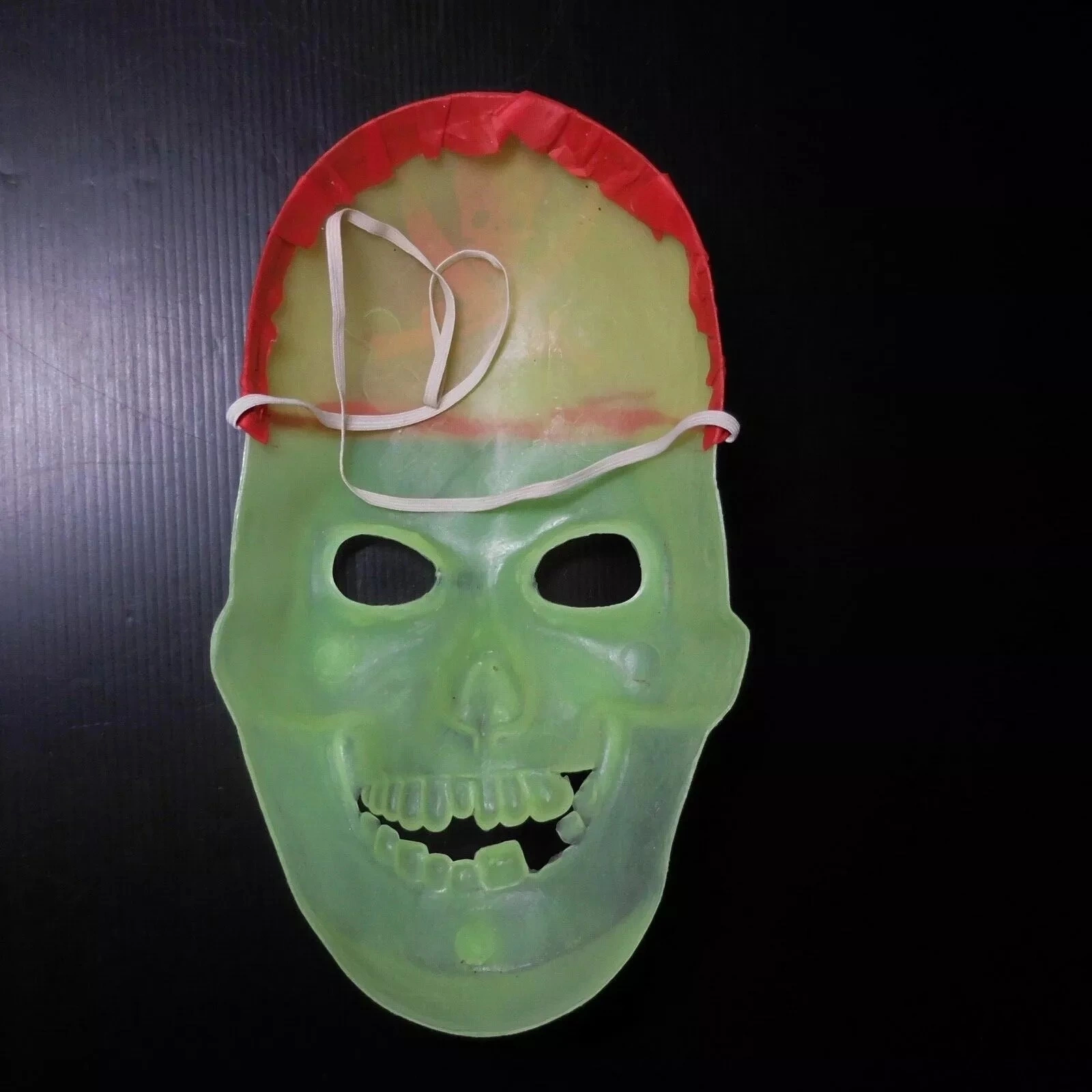 Karanlıkta Parlayan Fosforlu Korsan Kafatası Maskesi - Lisinya