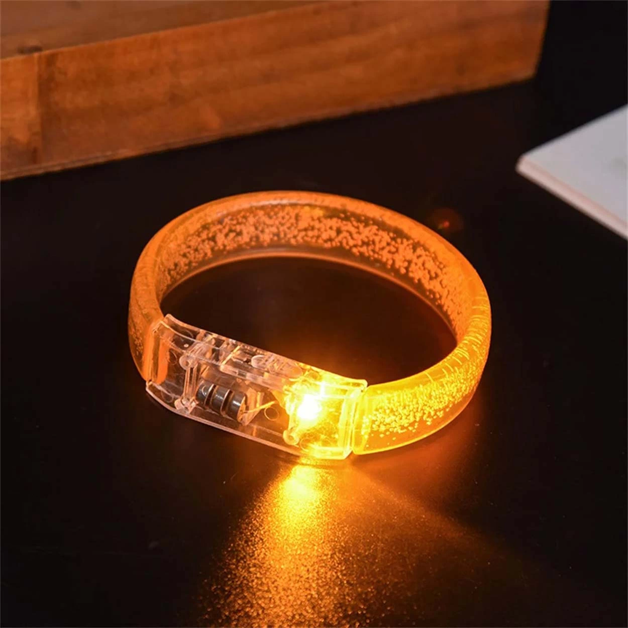 Turuncu Led Işıklı Baskı Yapılabilen Pilli Bileklik Bilezik 1,5 Cm Genişlik - Lisinya