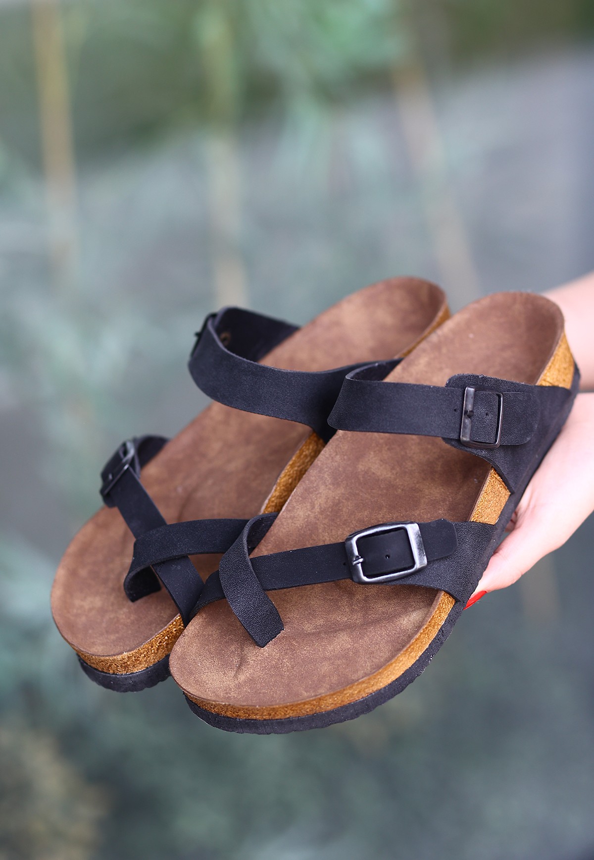 Opil Siyah Nubuk Terlik - Lisinya