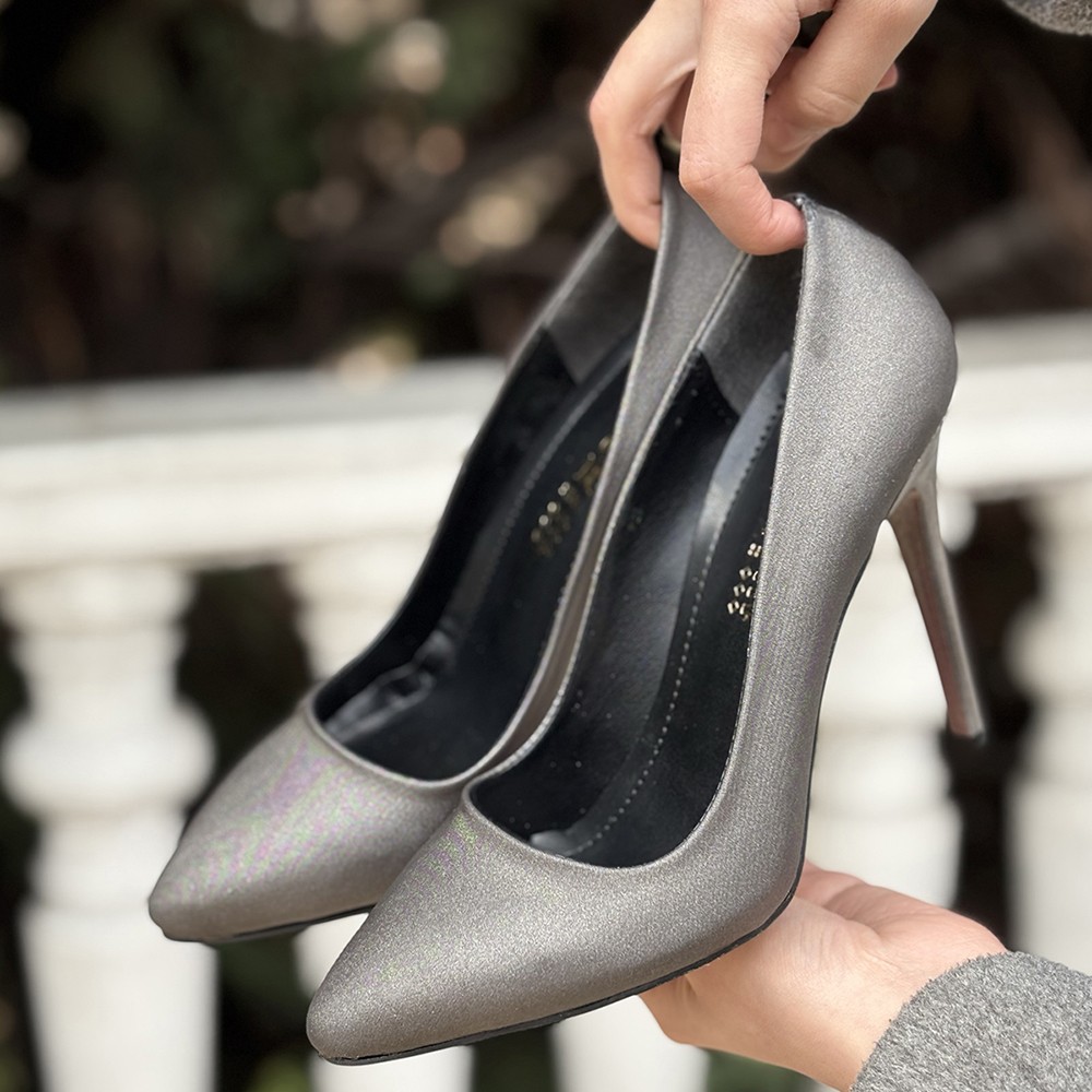 Hillar Platin Saten Stiletto Ayakkabı - Lisinya Hillar Platin Saten Stiletto Ayakkabı - Lisinya