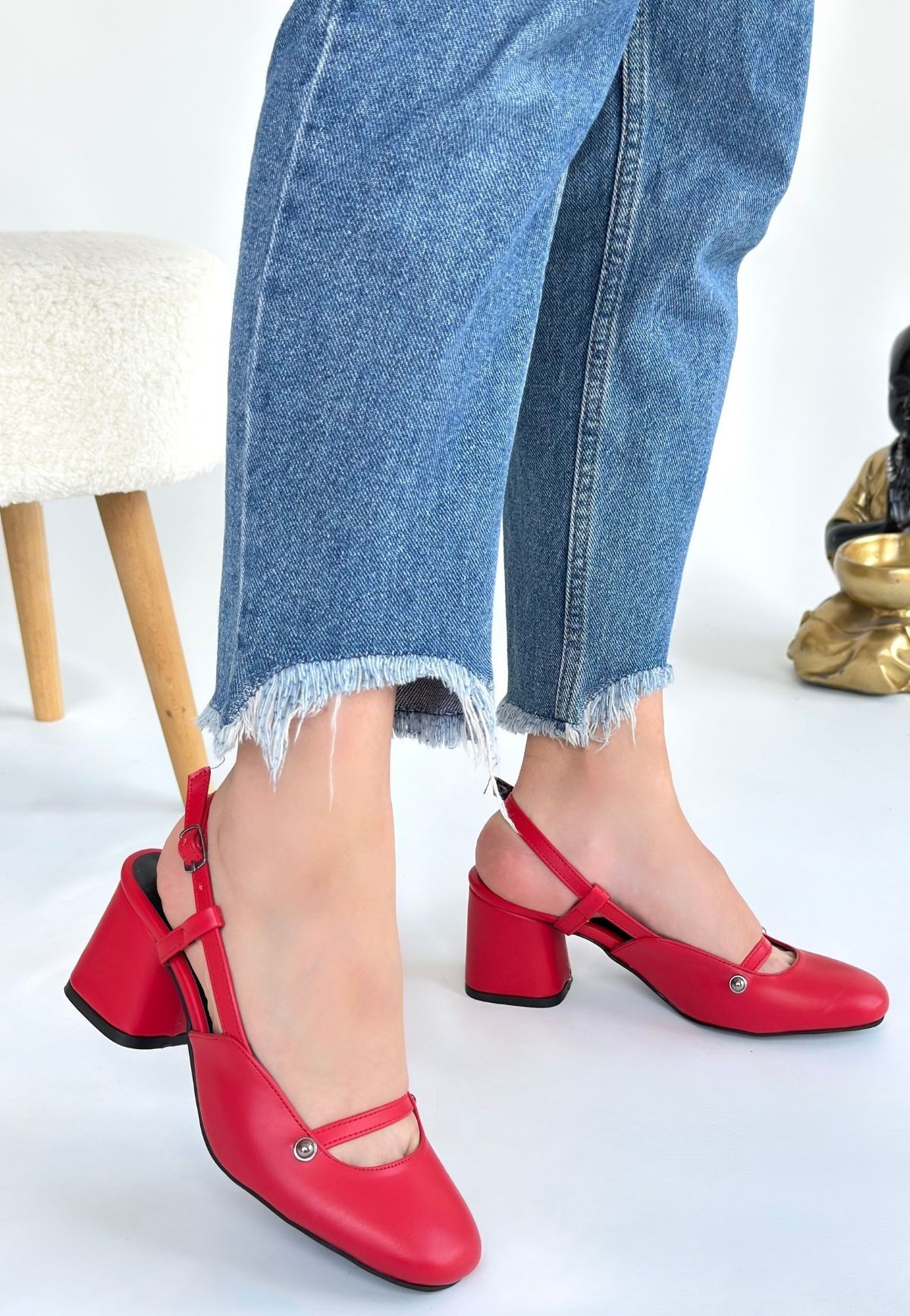 Jecci Kırmızı Cilt Topuklu Ayakkabı - Lisinya Jecci Kırmızı Cilt Topuklu Ayakkabı - Lisinya