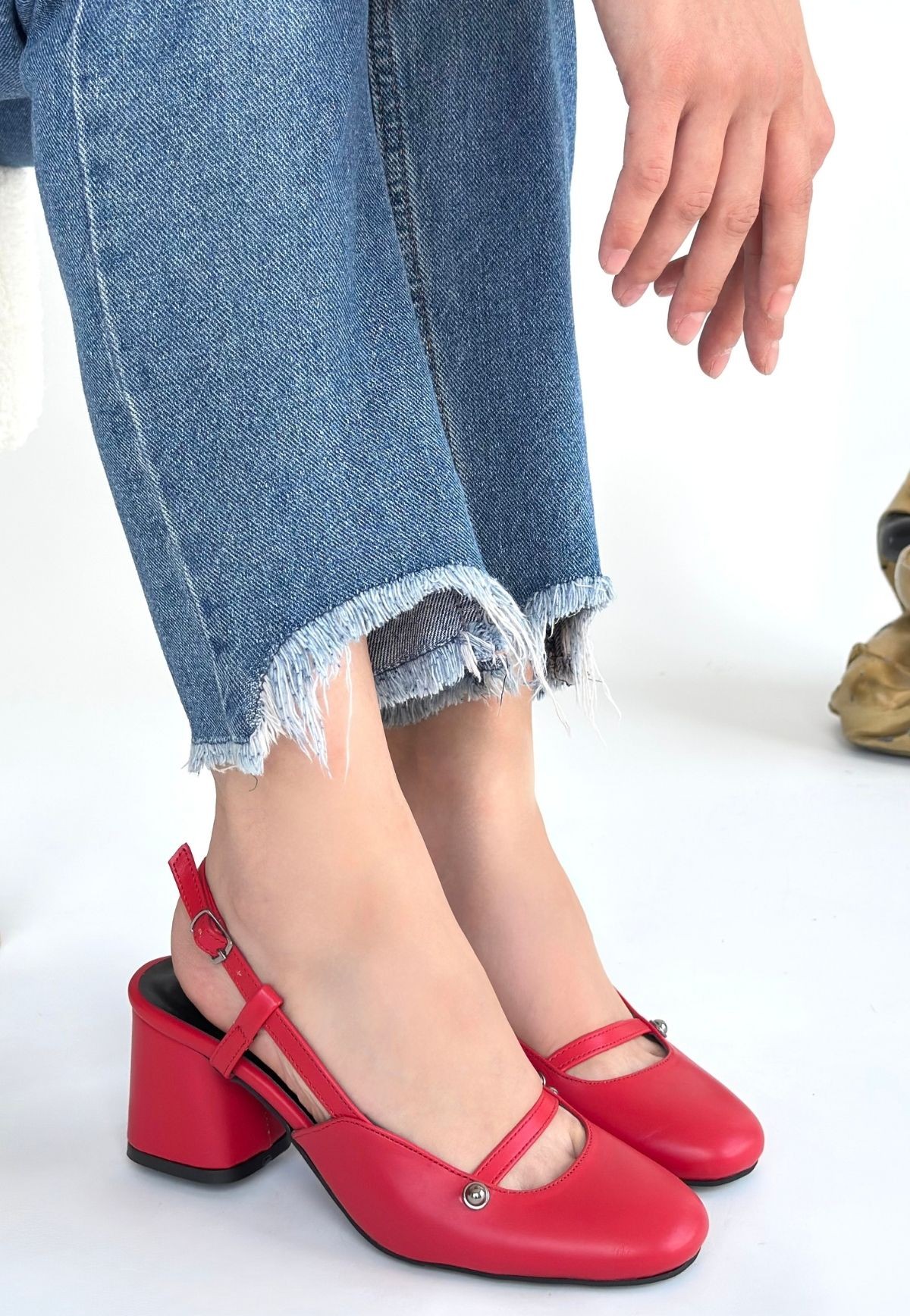 Jecci Kırmızı Cilt Topuklu Ayakkabı - Lisinya Jecci Kırmızı Cilt Topuklu Ayakkabı - Lisinya