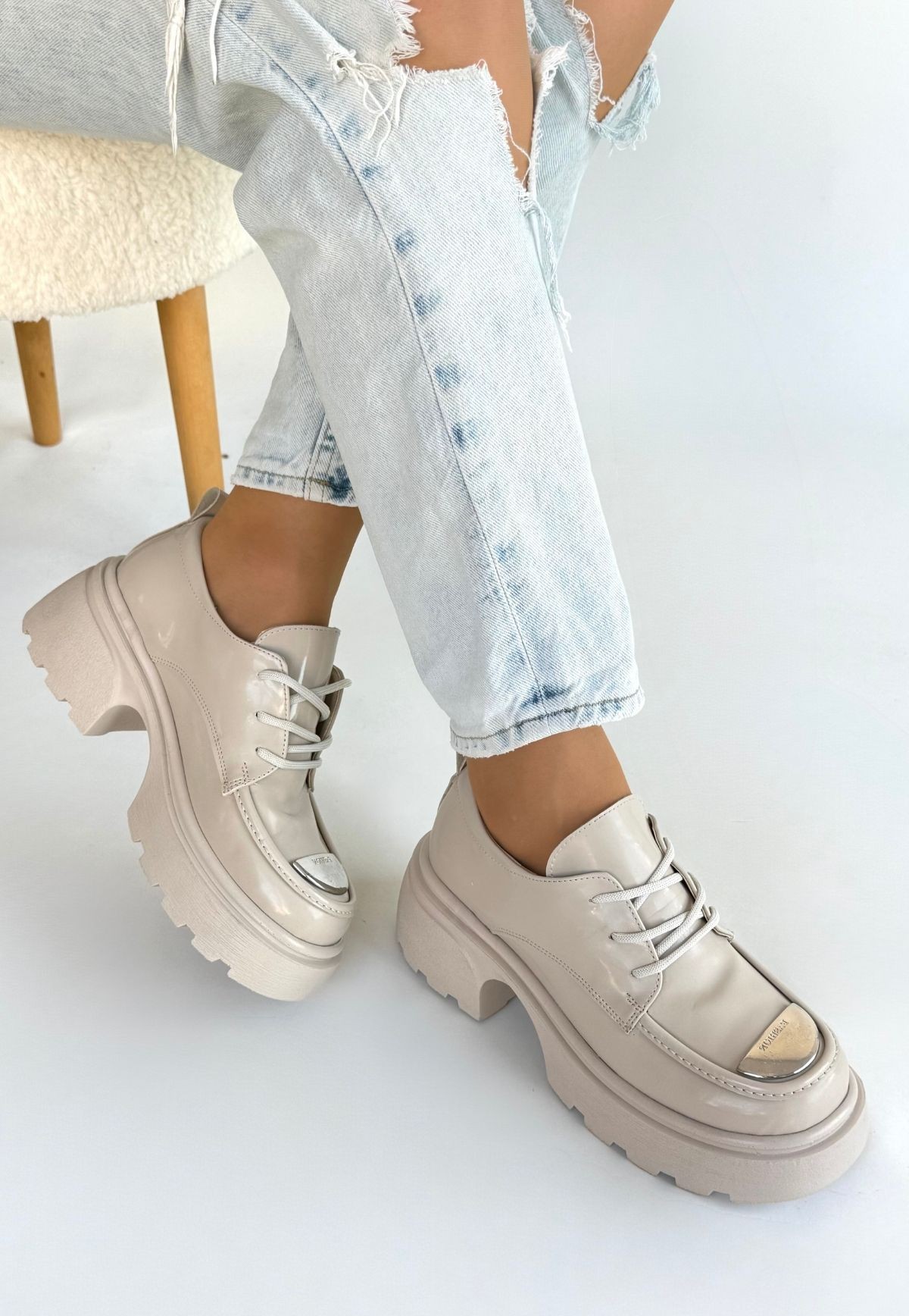 Kiya Bej Rugan Dolgu Topuk Oxford Ayakkabı - Lisinya Kiya Bej Rugan Dolgu Topuk Oxford Ayakkabı - Lisinya