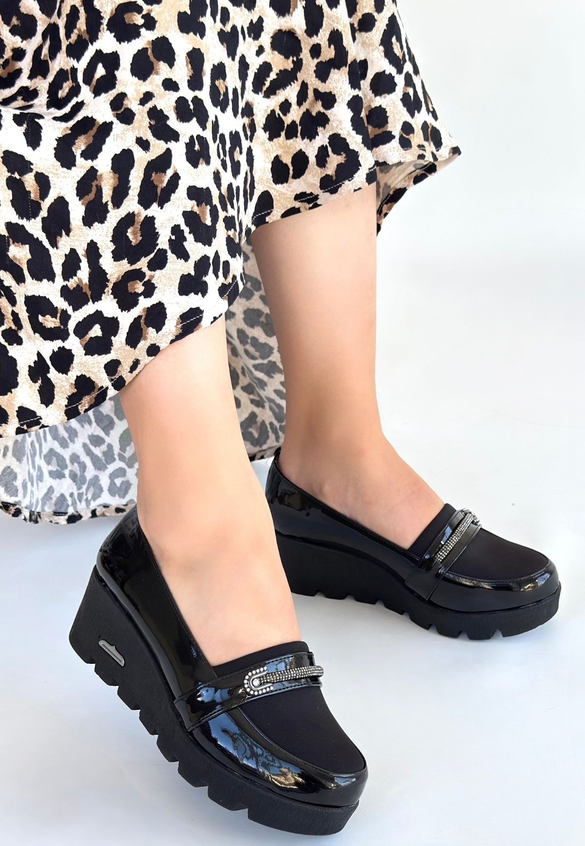 Kear Siyah Rugan Dolgu Topuk Ayakkabı - Lisinya