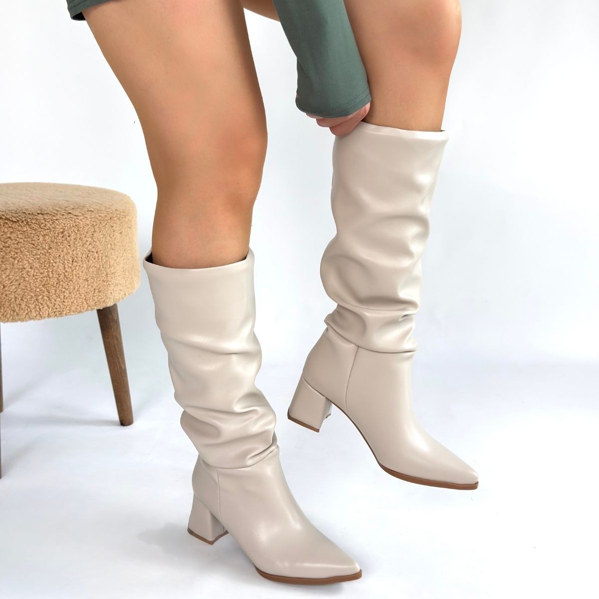 Piyat Ten Cilt Topuklu Çizme - Lisinya Piyat Ten Cilt Topuklu Çizme - Lisinya