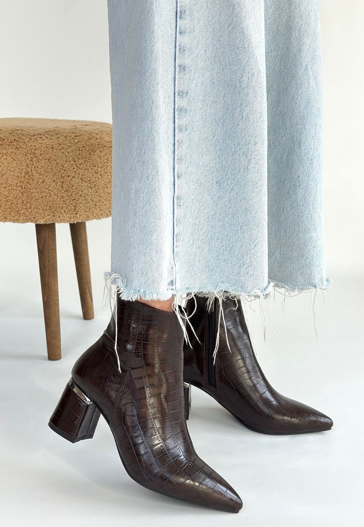 Meça Kahverengi Cilt Topuklu Bot - Lisinya